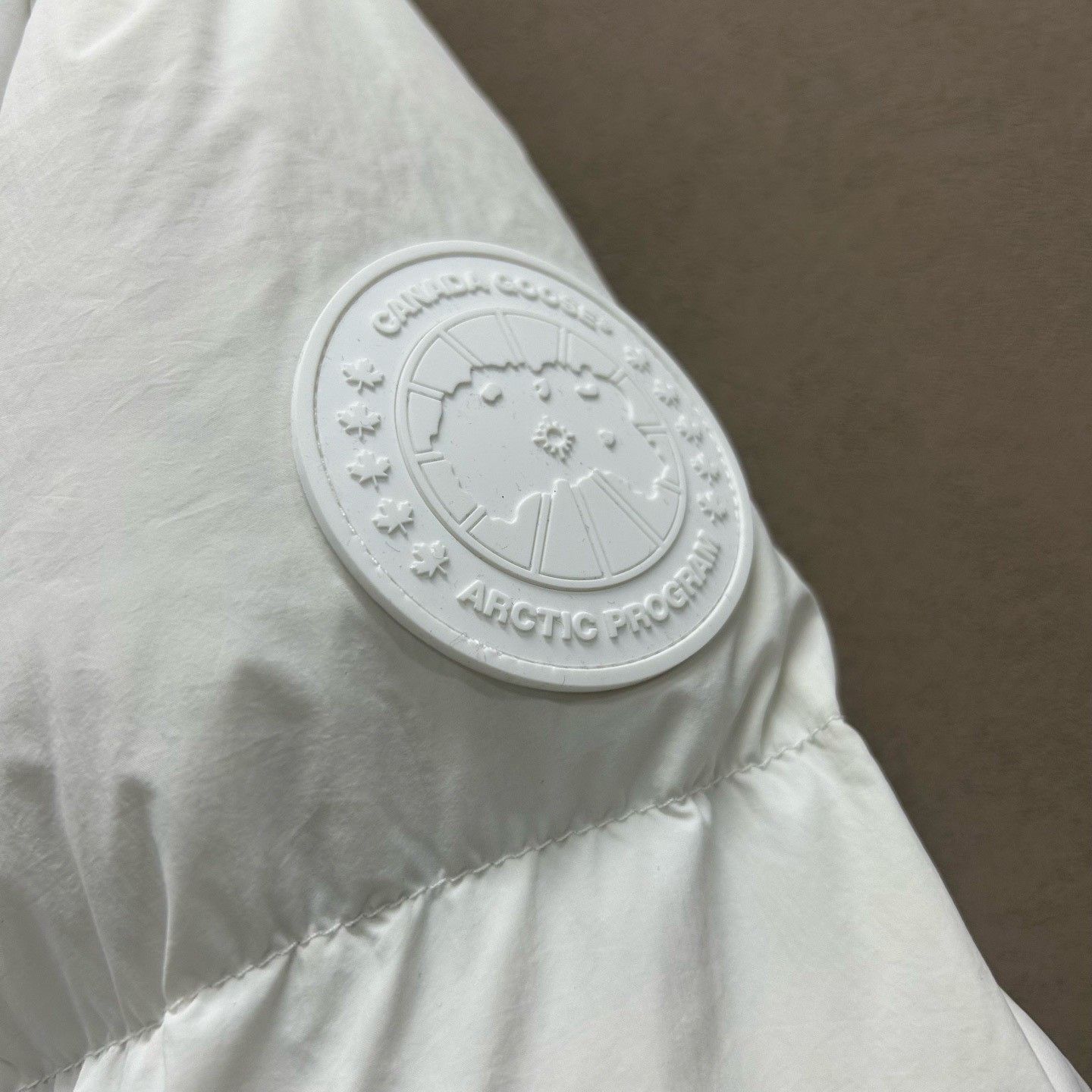Canada Goose Canada Goose Everett White Puffer Jacket Size S Size US S / EU 44-46 / 1 - 4 Thumbnail
