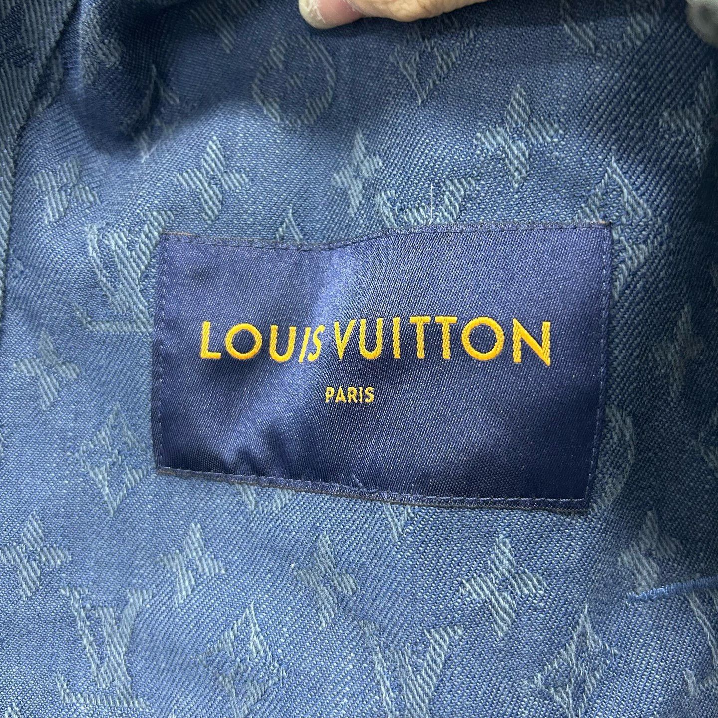 Louis Vuitton Louis Vuitton Monogram Denim Jacket Size M Size US M / EU 48-50 / 2 - 4 Thumbnail