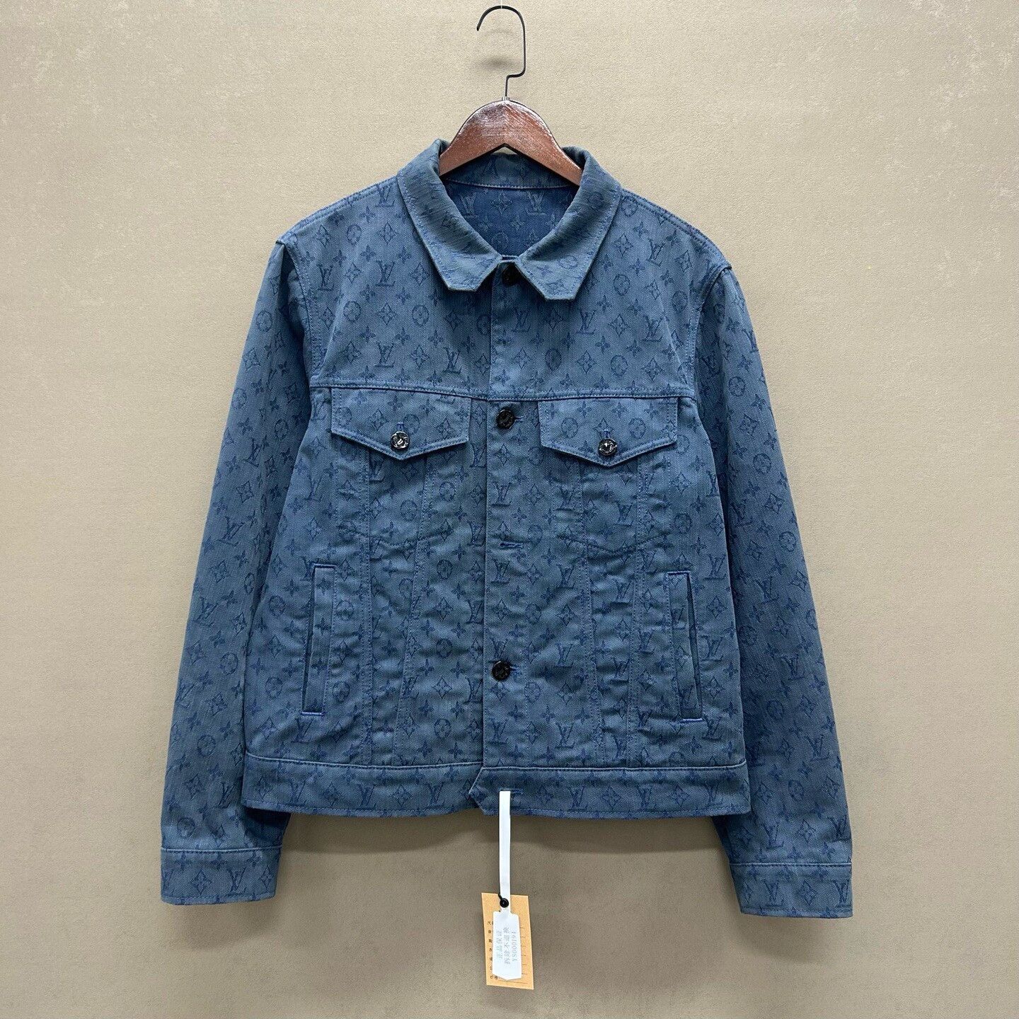Louis Vuitton Louis Vuitton Monogram Denim Jacket Size M Size US M / EU 48-50 / 2 - 2 Thumbnail