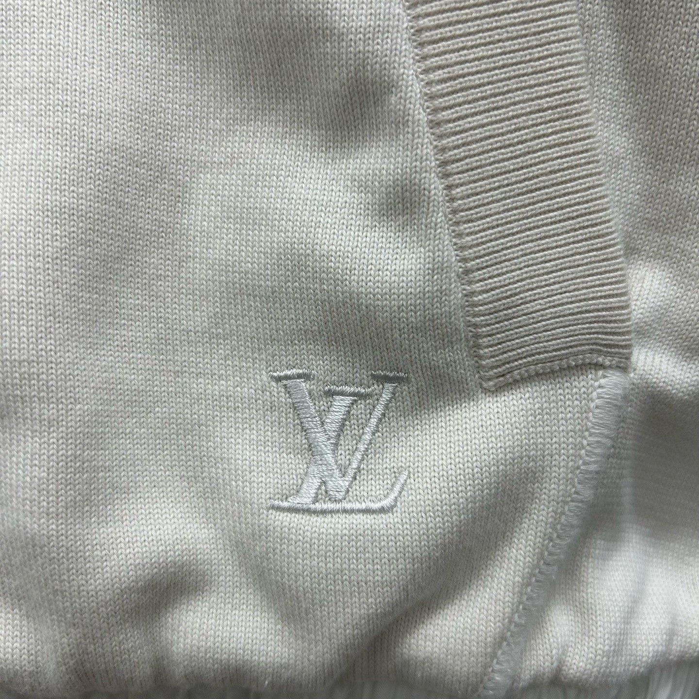 Louis Vuitton Louis Vuitton Monogram Reversible Bomber Jacket Size XS Size US XS / EU 42 / 0 - 6 Thumbnail