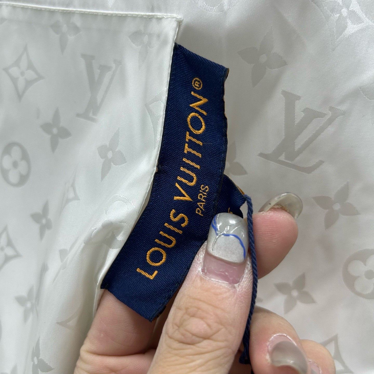 Louis Vuitton Louis Vuitton Monogram Reversible Bomber Jacket Size XS Size US XS / EU 42 / 0 - 7 Thumbnail
