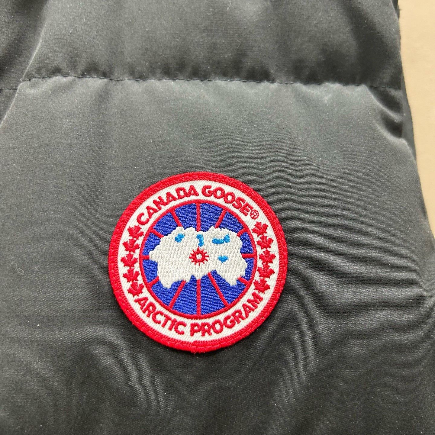 Canada Goose Canada Goose Black Down Vest Size XL Size US XL / EU 56 / 4 - 4 Thumbnail