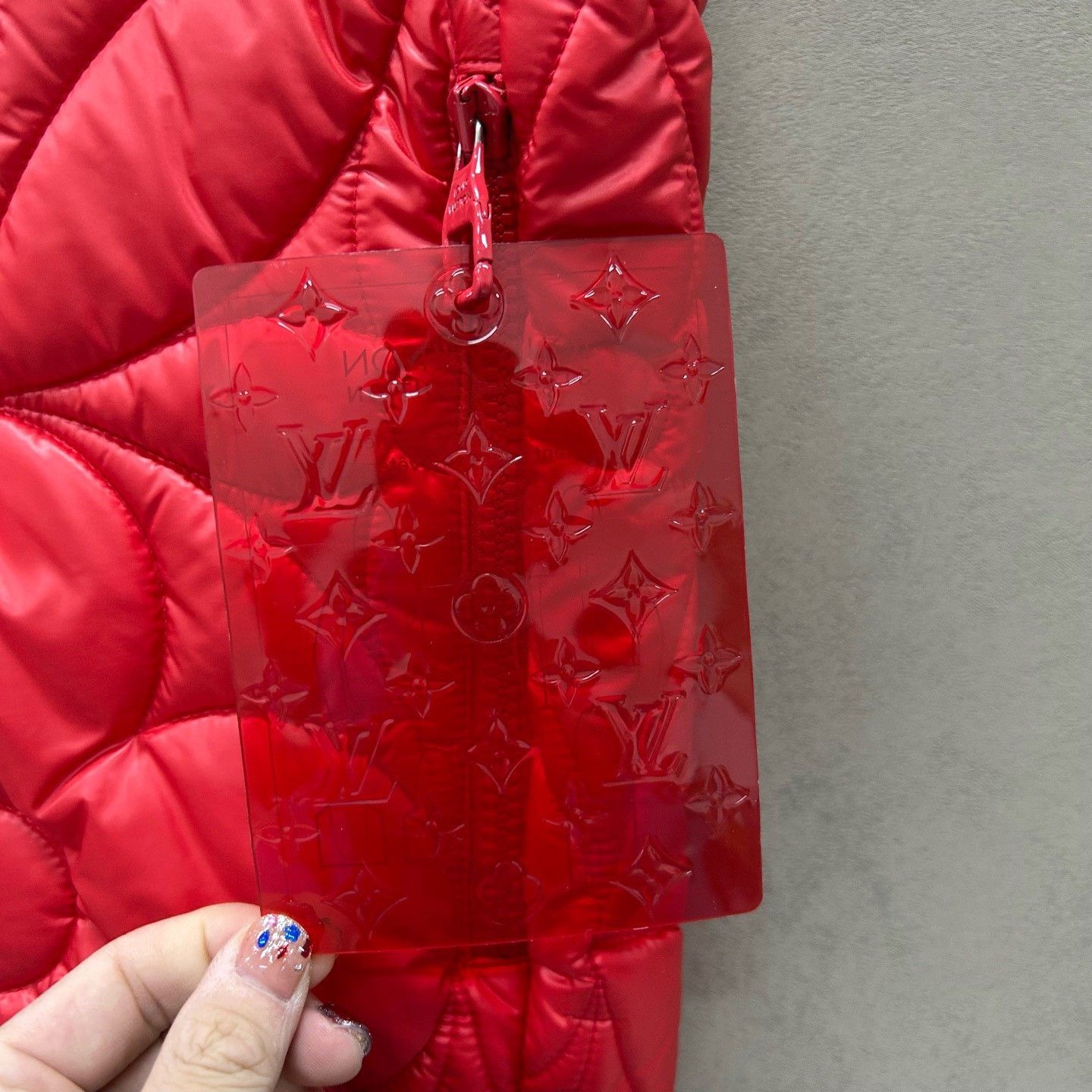 Louis Vuitton Louis Vuitton Red Monogram Quilted Vest Size 50 Size US M / EU 48-50 / 2 - 4 Thumbnail