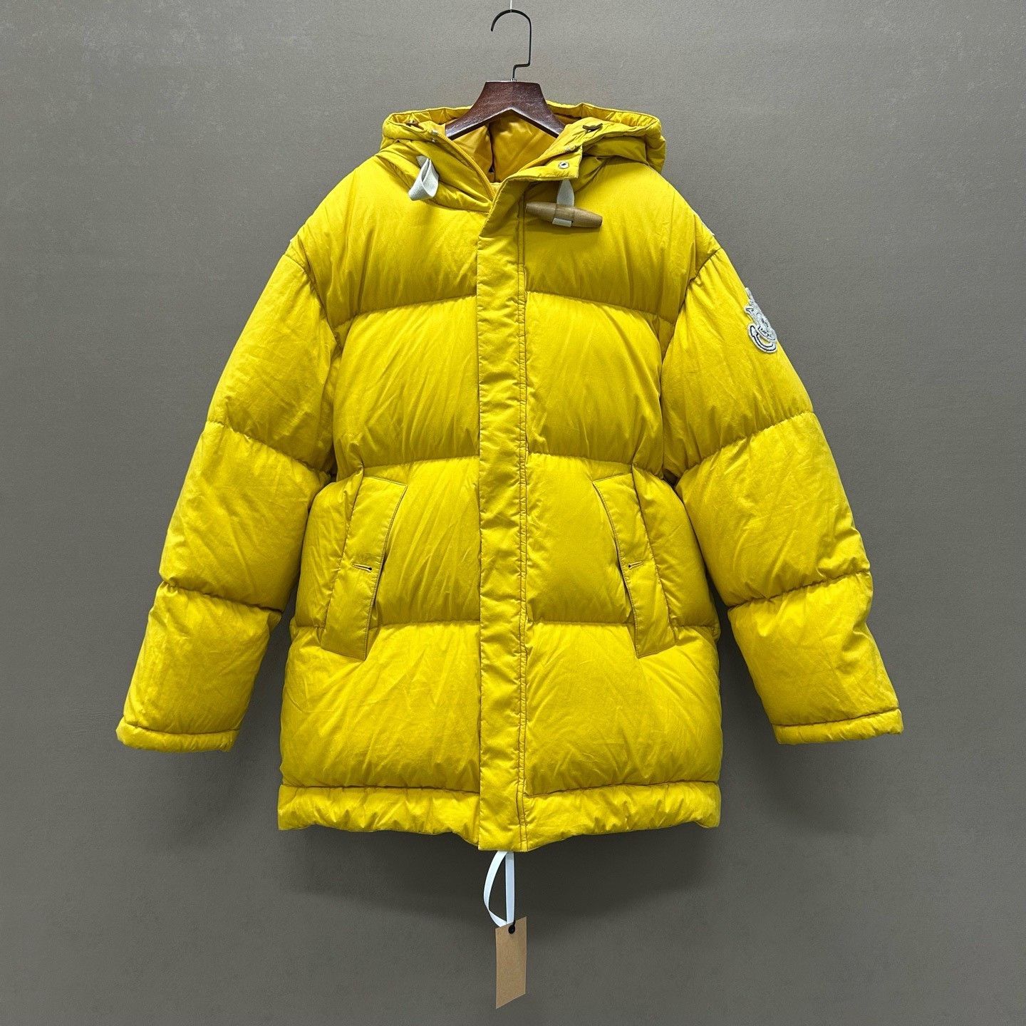 Moncler Moncler x JW Anderson Yellow Puffer Coat Size 1 Size US S / EU 44-46 / 1 - 2 Thumbnail