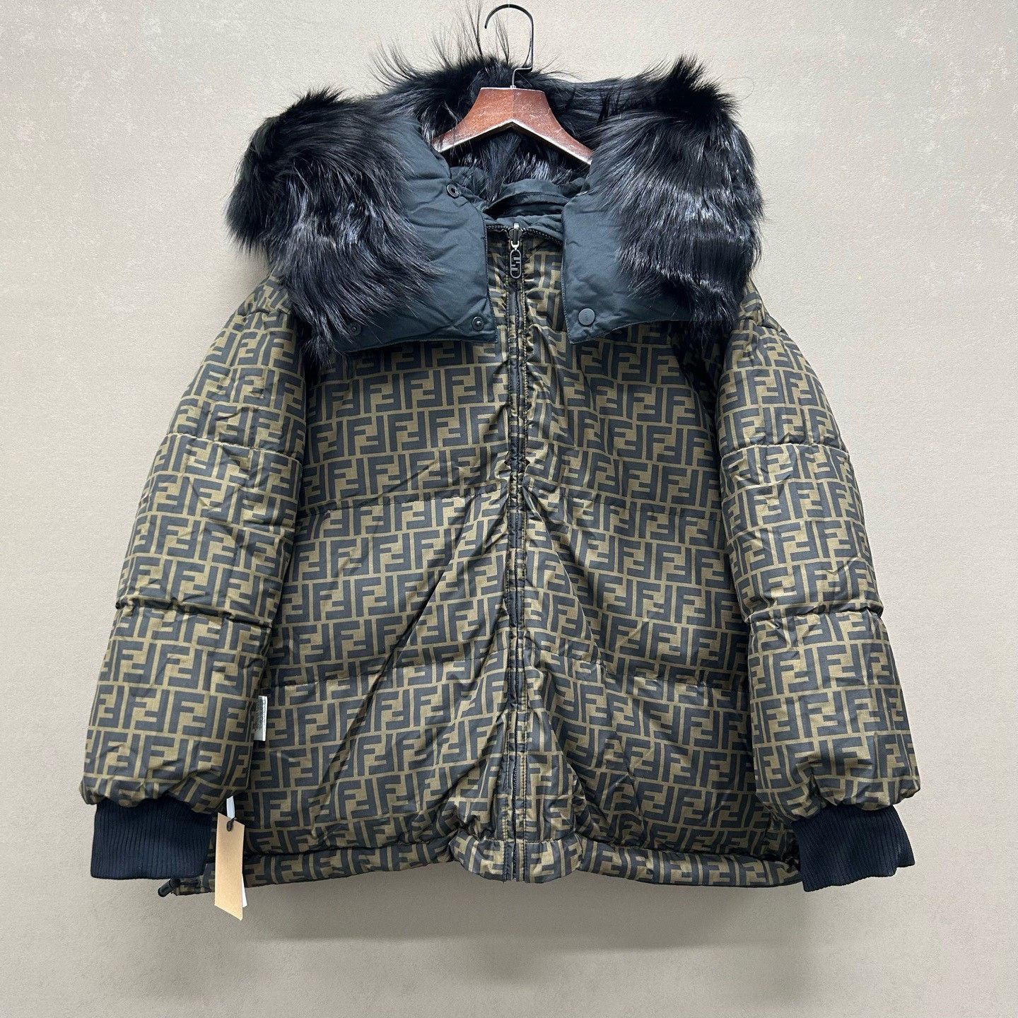 Fendi Fendi Reversible FF Monogram Puffer Jacket Size M Size US M / EU 48-50 / 2 - 4 Thumbnail