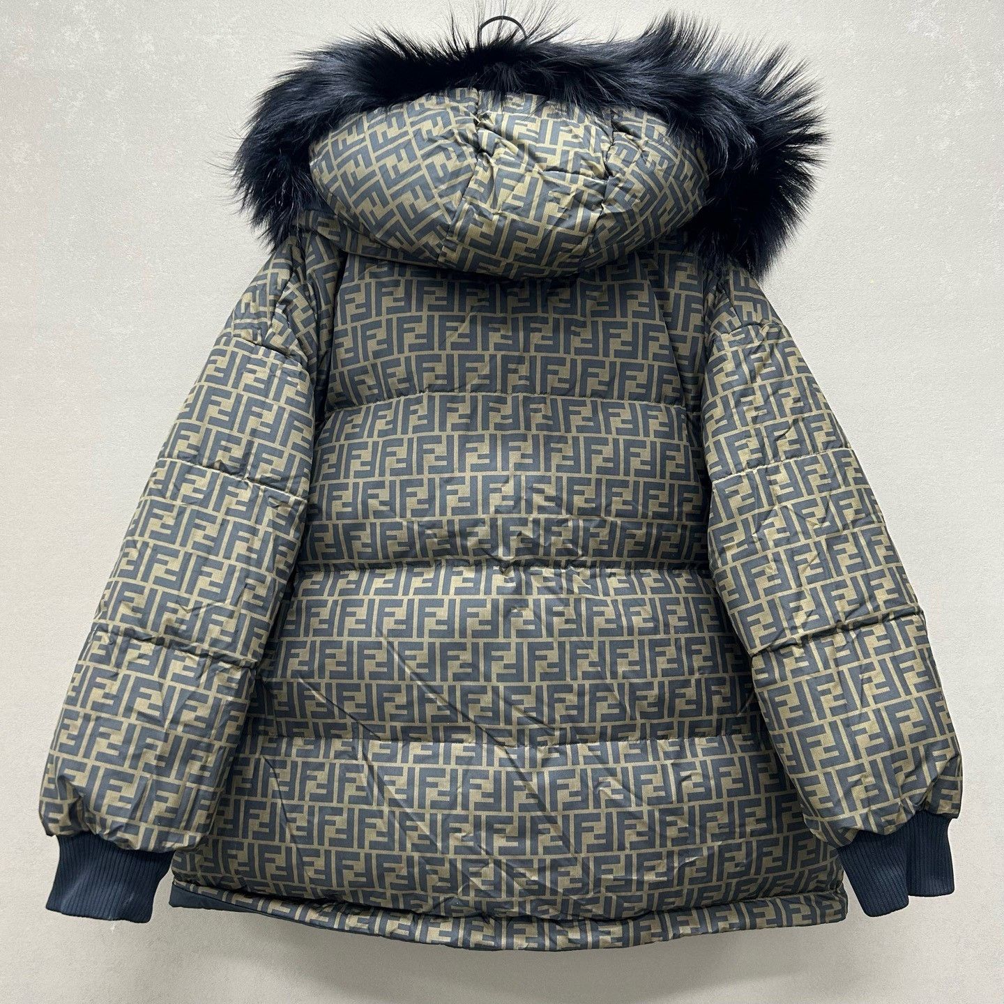 Fendi Fendi Reversible FF Monogram Puffer Jacket Size M Size US M / EU 48-50 / 2 - 5 Thumbnail