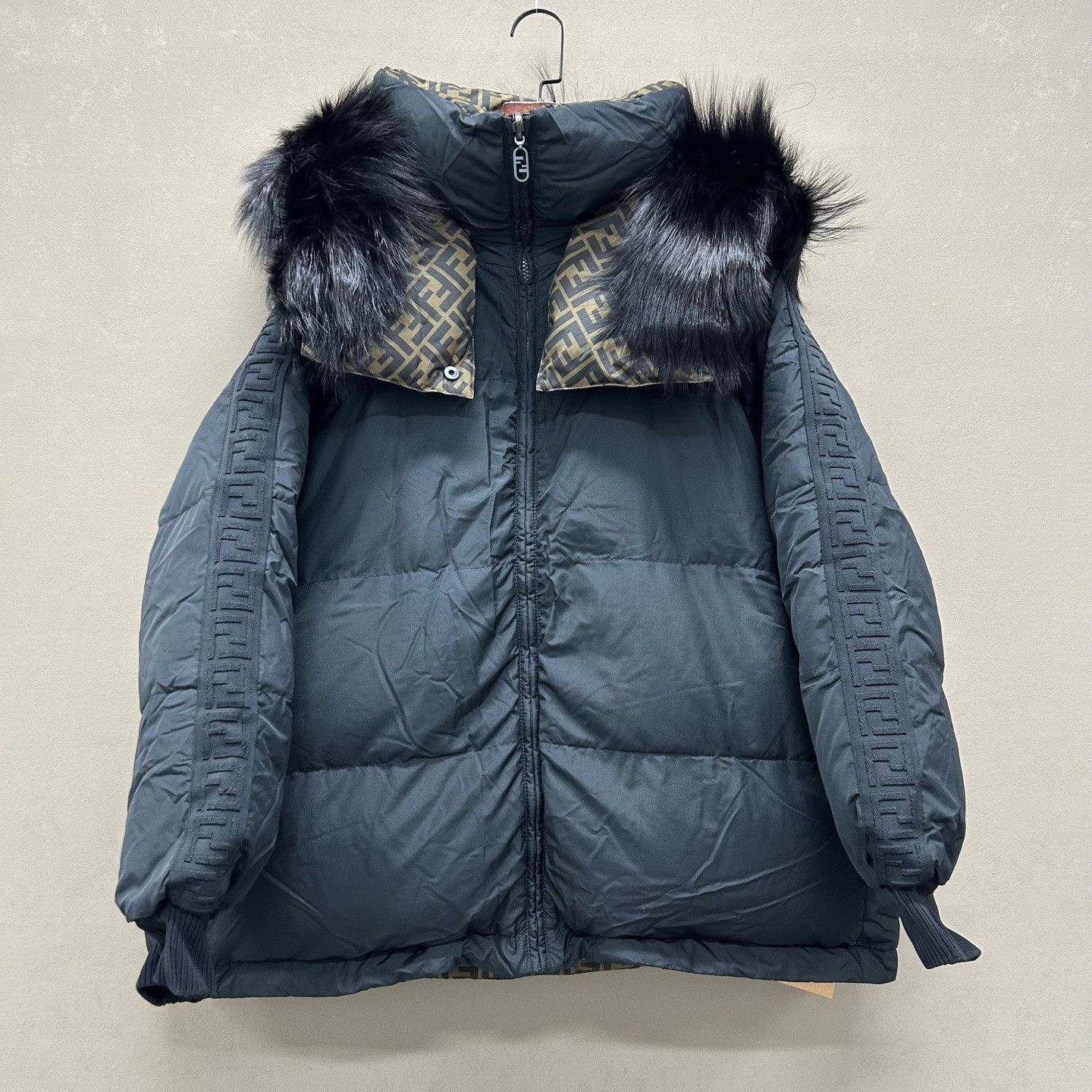 Fendi Fendi Reversible FF Monogram Puffer Jacket Size M Size US M / EU 48-50 / 2 - 2 Thumbnail
