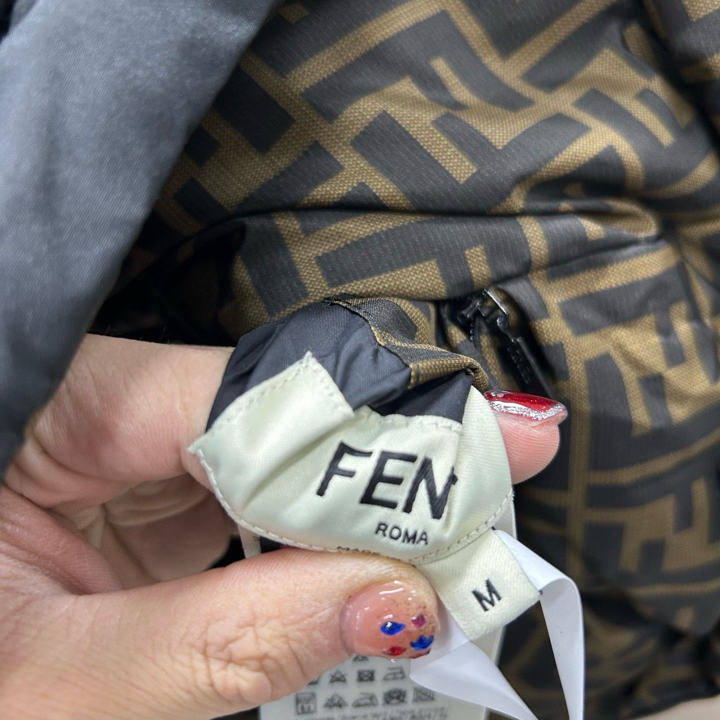 Fendi Fendi Reversible FF Monogram Puffer Jacket Size M Size US M / EU 48-50 / 2 - 6 Thumbnail