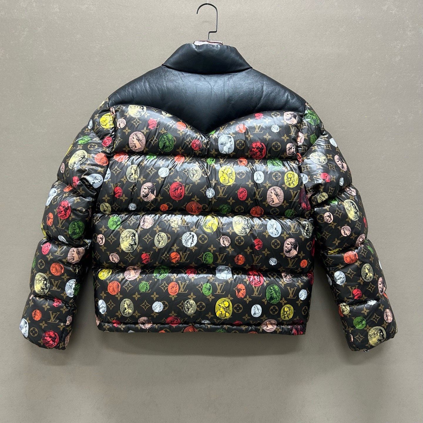 Louis Vuitton Louis Vuitton x Fornasetti Monogram Down Jacket Size 38 Size S / US 4 / IT 40 - 3 Thumbnail
