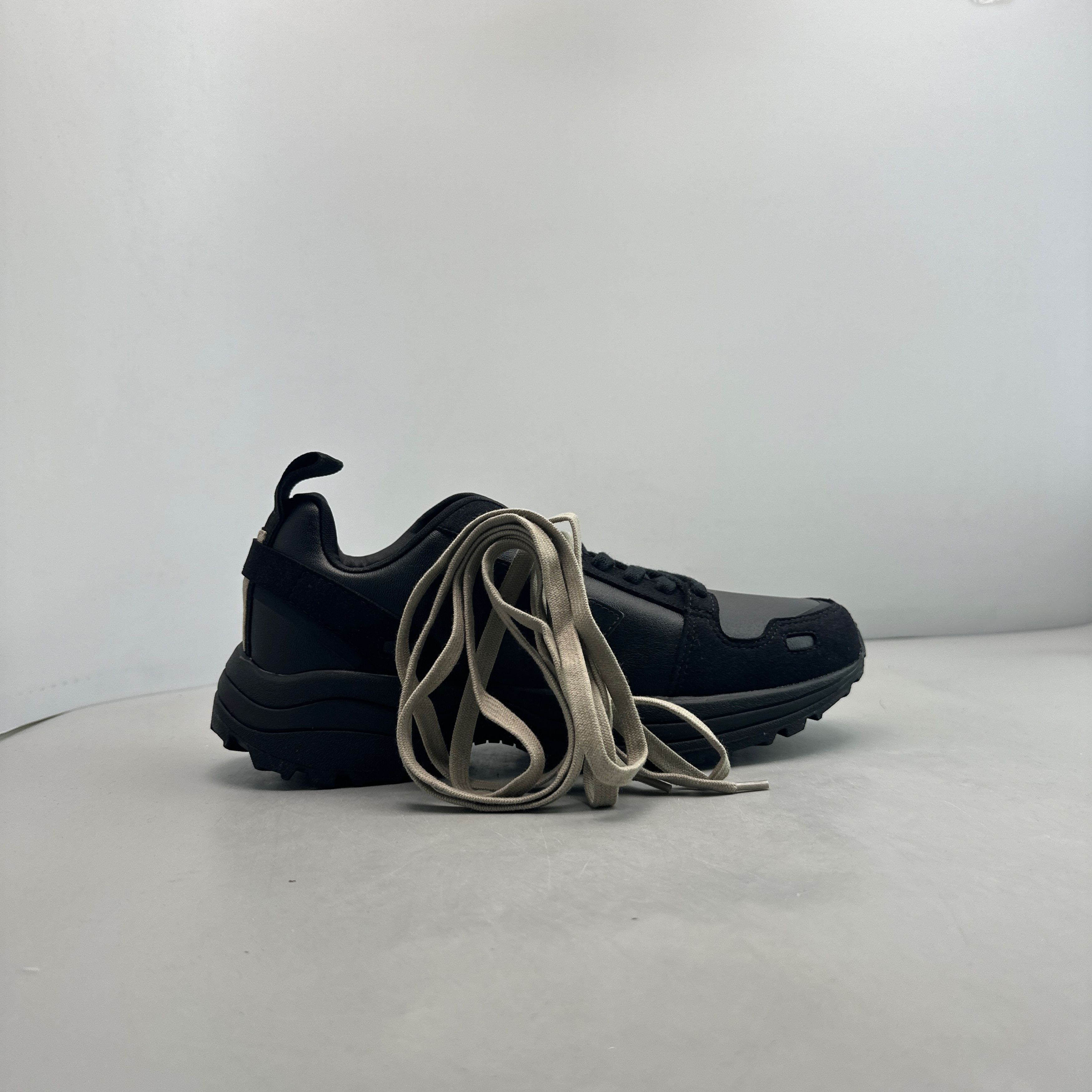 Rick Owens Rick Owens x Veja Hiking Style Low-Top Sneakers US 10 Size US 10 / EU 43 - 10 Thumbnail