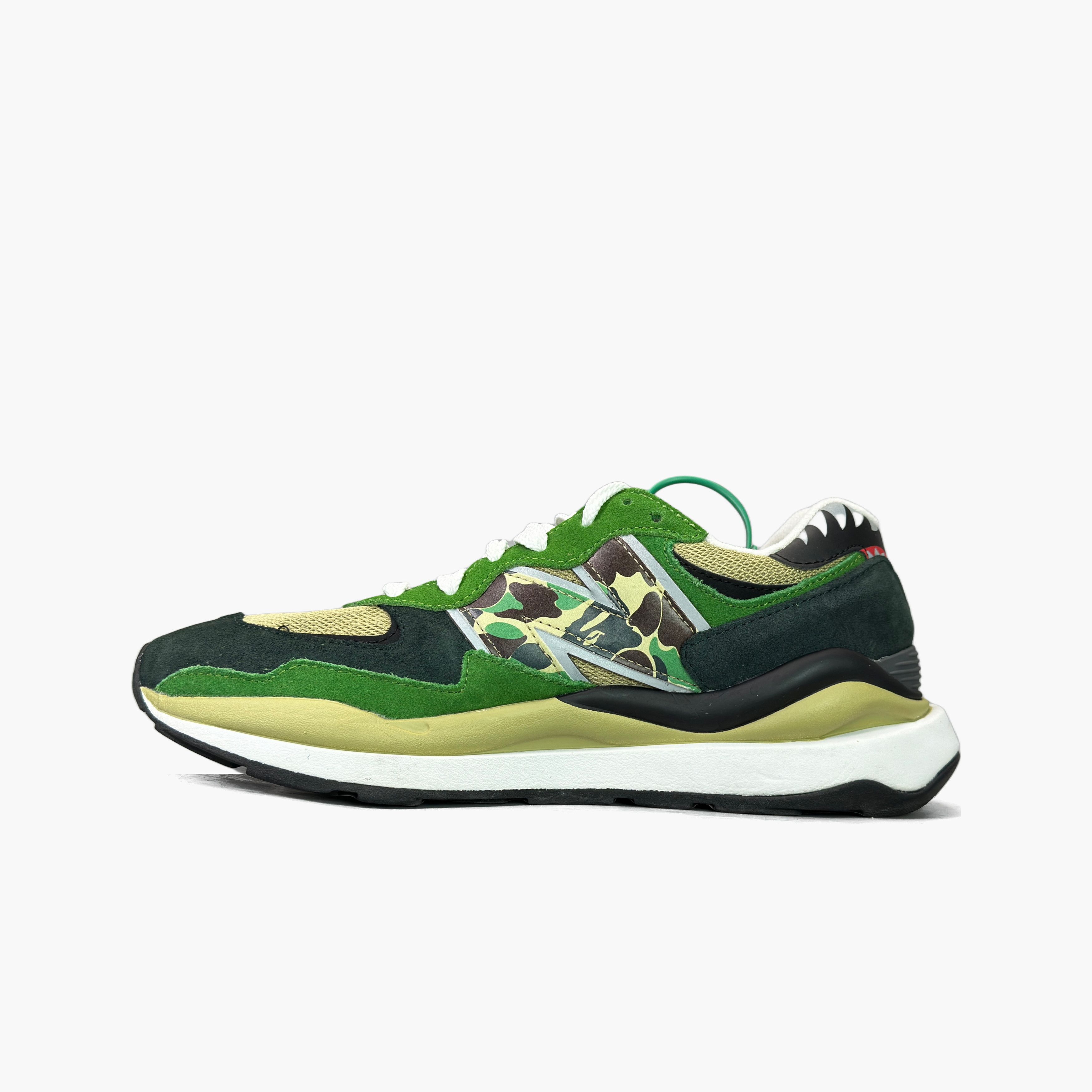 Bape × New Balance A Bathing Ape x New Balance 5740 Camo Low-Top Sneakers US 9 Size US 9 / EU 42 - 3 Thumbnail