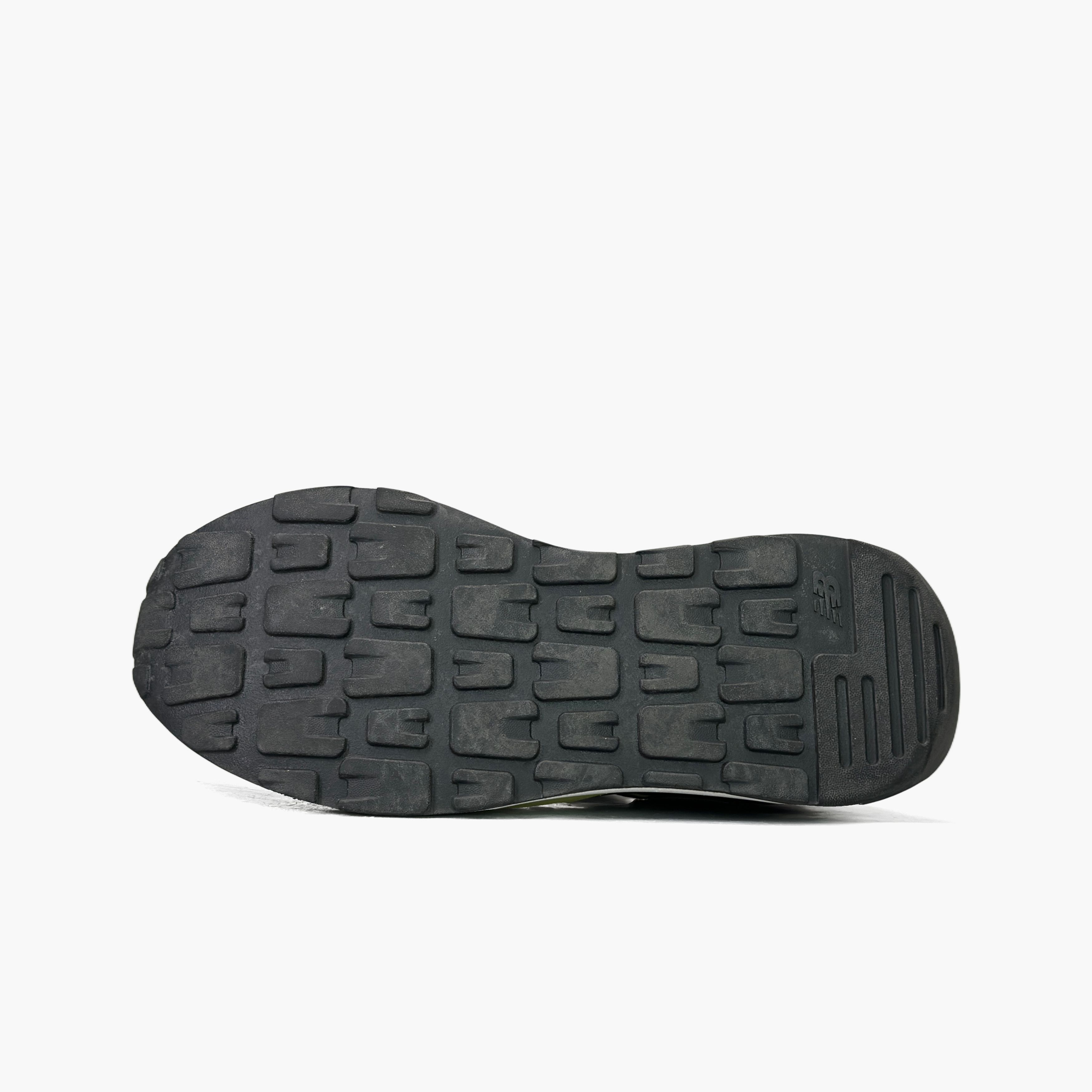 Bape × New Balance A Bathing Ape x New Balance 5740 Camo Low-Top Sneakers US 9 Size US 9 / EU 42 - 8 Thumbnail
