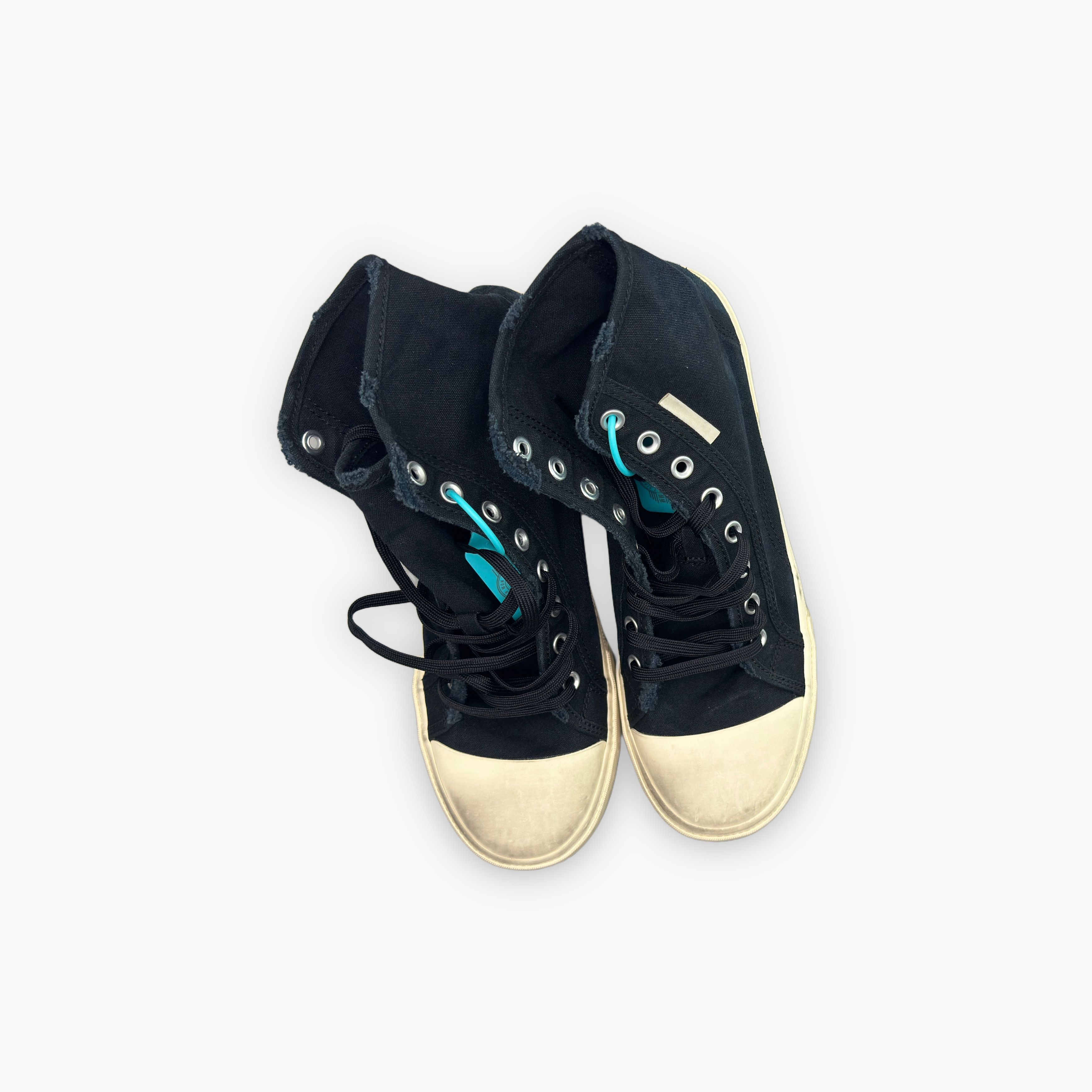 Balenciaga Balenciaga Distressed Paris High-Top Sneakers US 11 Size US 11 / EU 44 - 9 Thumbnail
