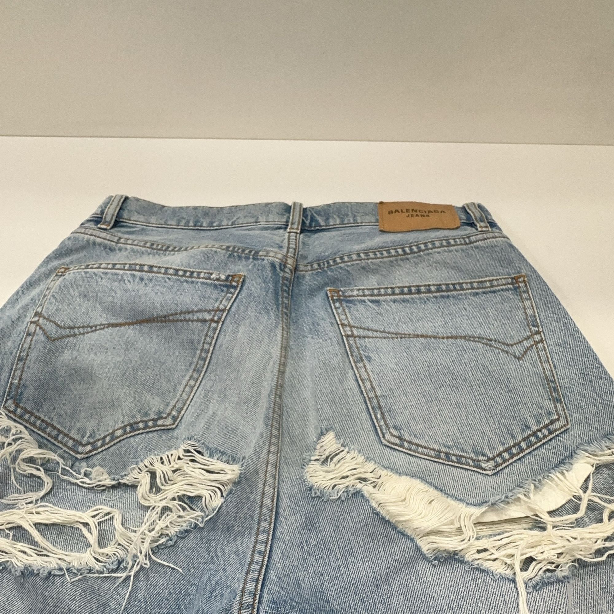 Balenciaga Balenciaga Distressed Denim Jeans Size 27 Size US 27 - 9 Thumbnail