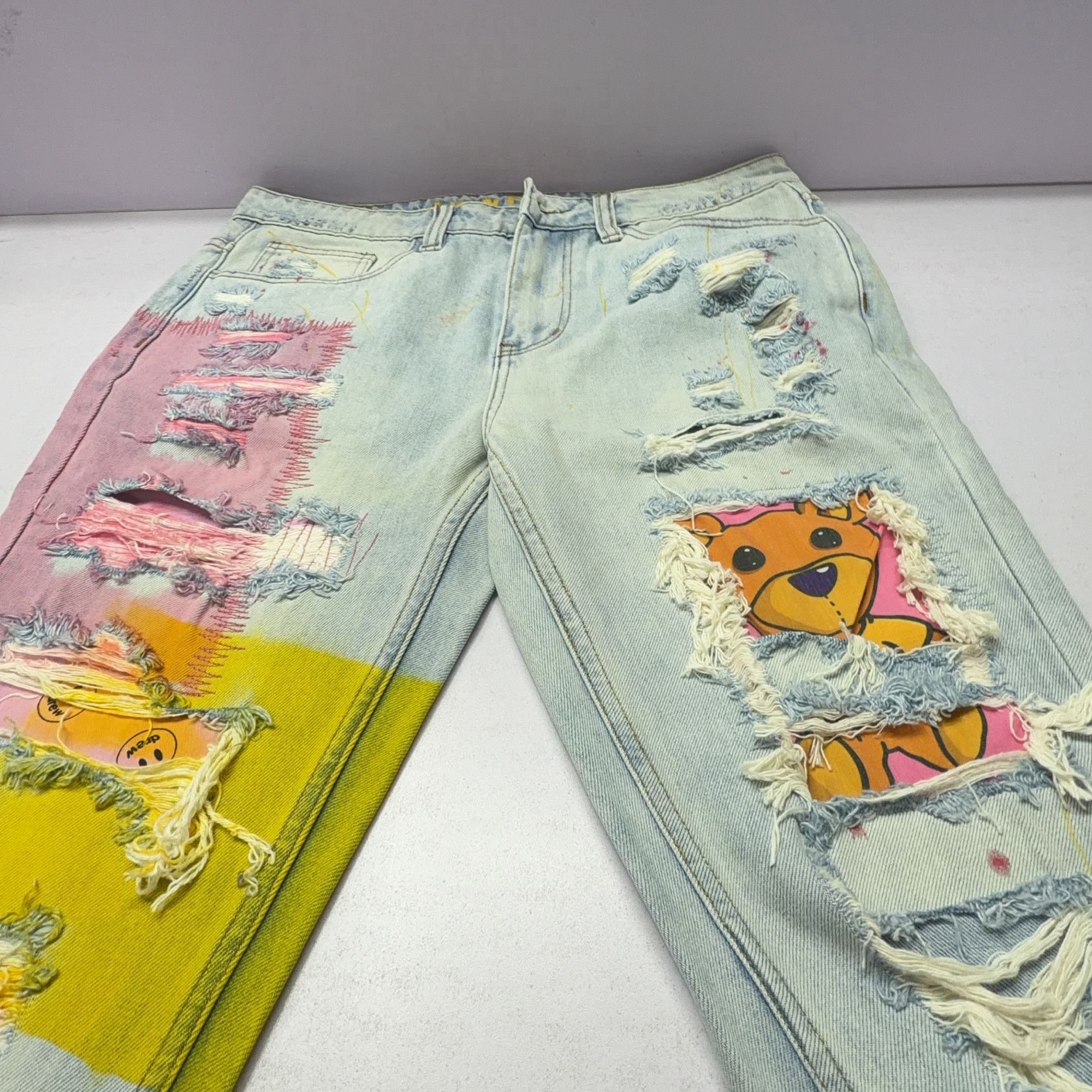 Drew House Drew House Distressed Bear Patch Jeans Size 32 Size US 32 / EU 48 - 6 Thumbnail