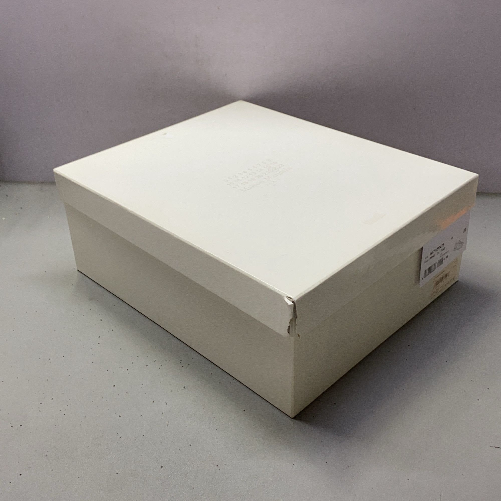 Maison Margiela Maison Margiela White Leather Low-Top Sneakers Size 44 Size US 11 / EU 44 - 11 Thumbnail
