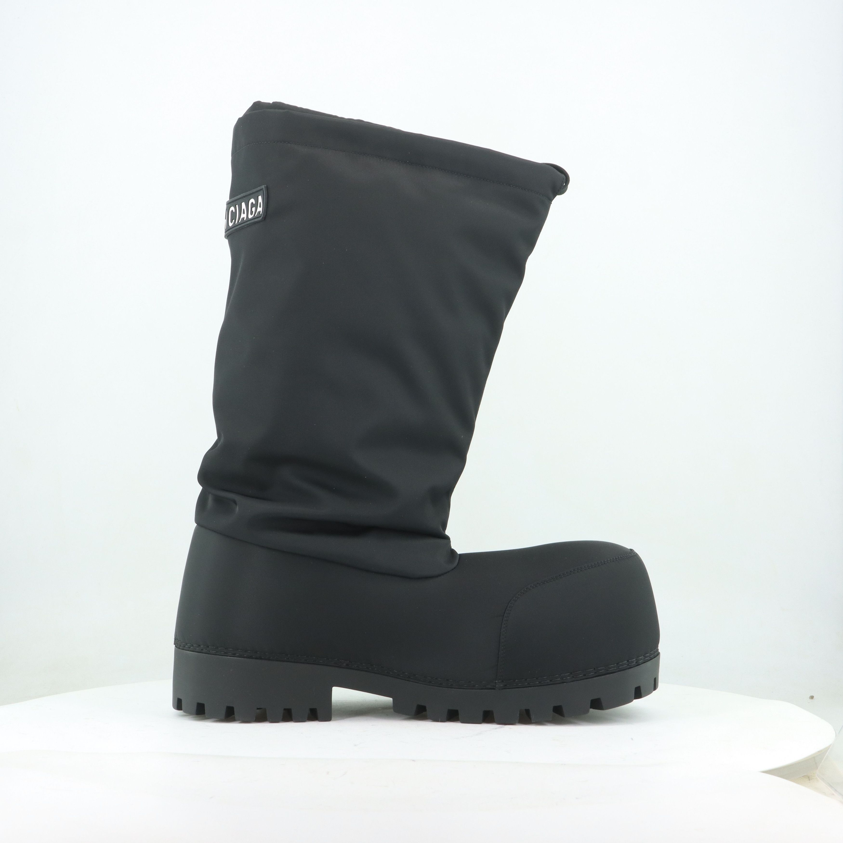 Balenciaga Balenciaga Skiwear Snow Boots Size 10.5 Size US 10 / EU 43 - 7 Thumbnail