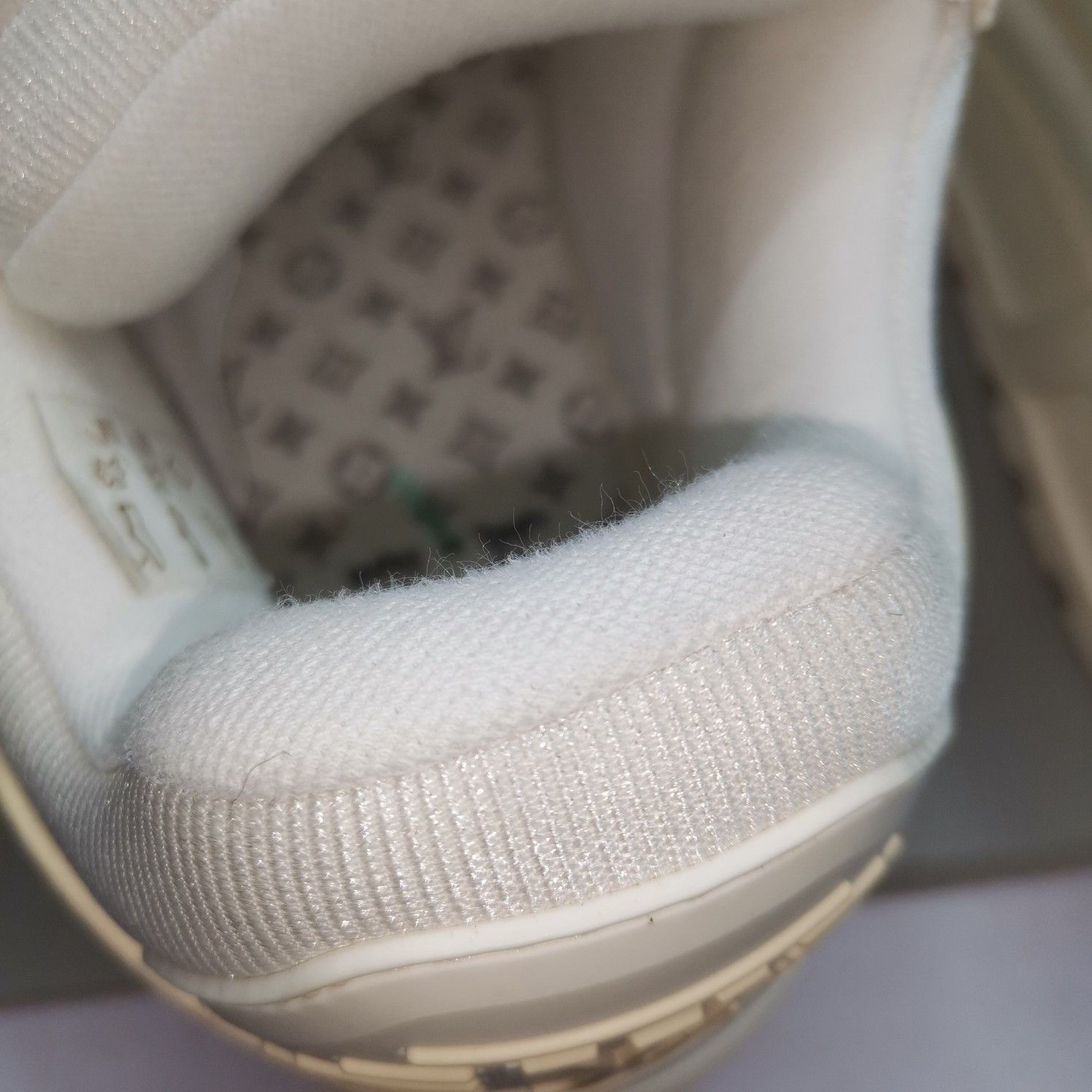 Louis Vuitton Louis Vuitton Trainer Maxi Low-Top Sneakers Size 11 Size US 11 / EU 44 - 10 Thumbnail