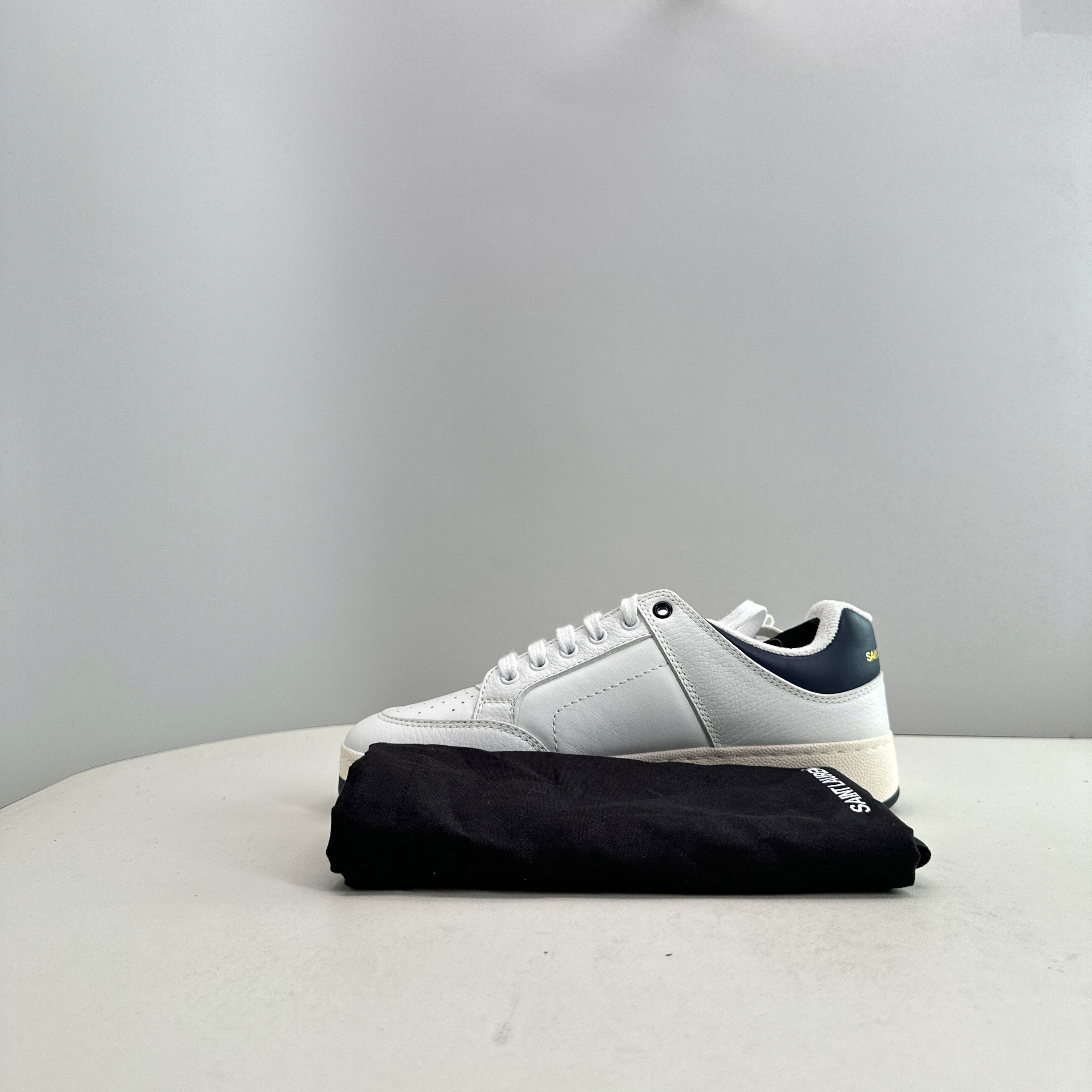 Saint Laurent Paris Saint Laurent SL/61 Leather Low-Top Sneakers Size 6 Size US 6 / EU 39 - 10 Thumbnail