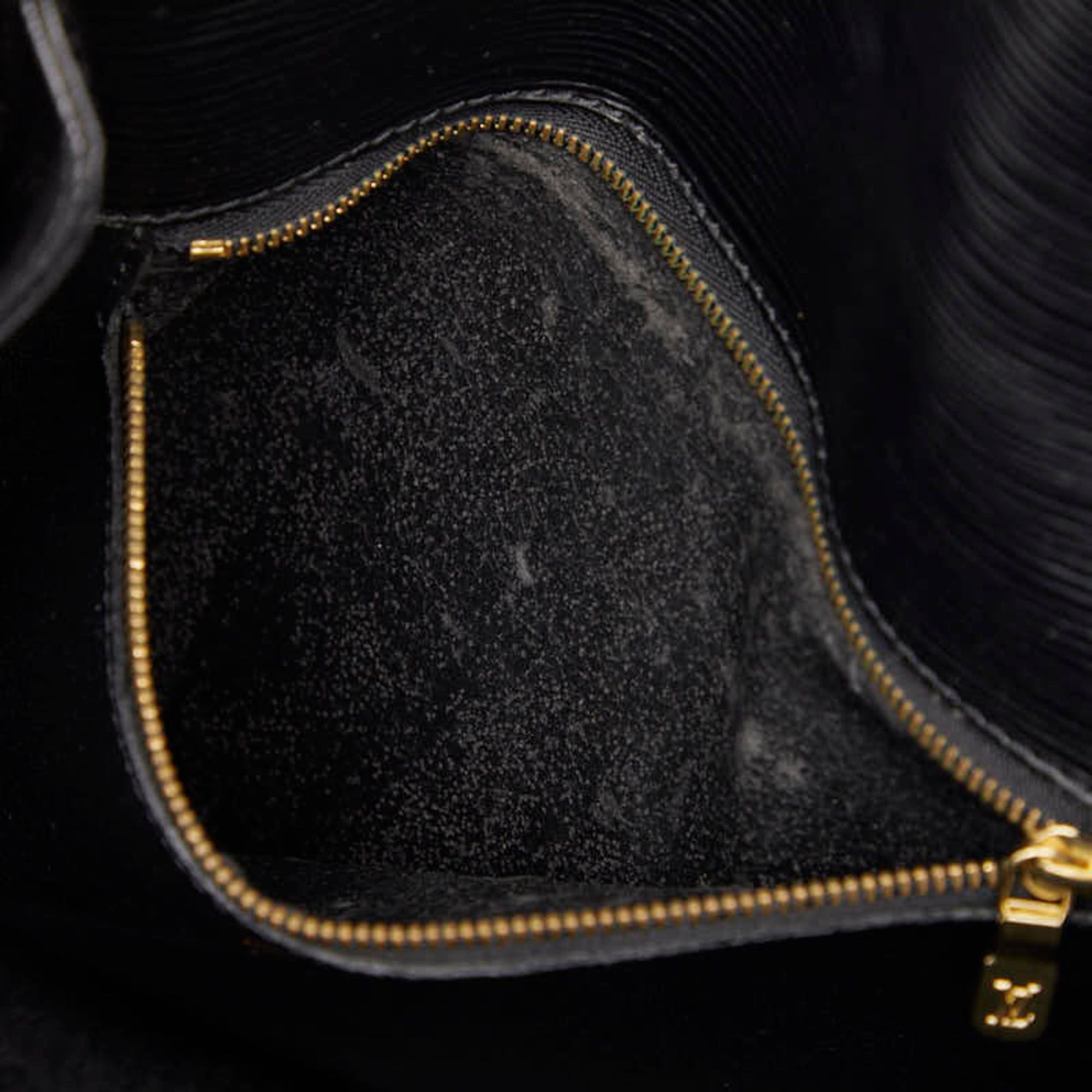 Louis Vuitton Louis Vuitton Epi Saint Cloud Crossbody Shoulder Bag M52192 Noir Black Leather Women's LOUIS VUITTON Size ONE SIZE - 10 Thumbnail