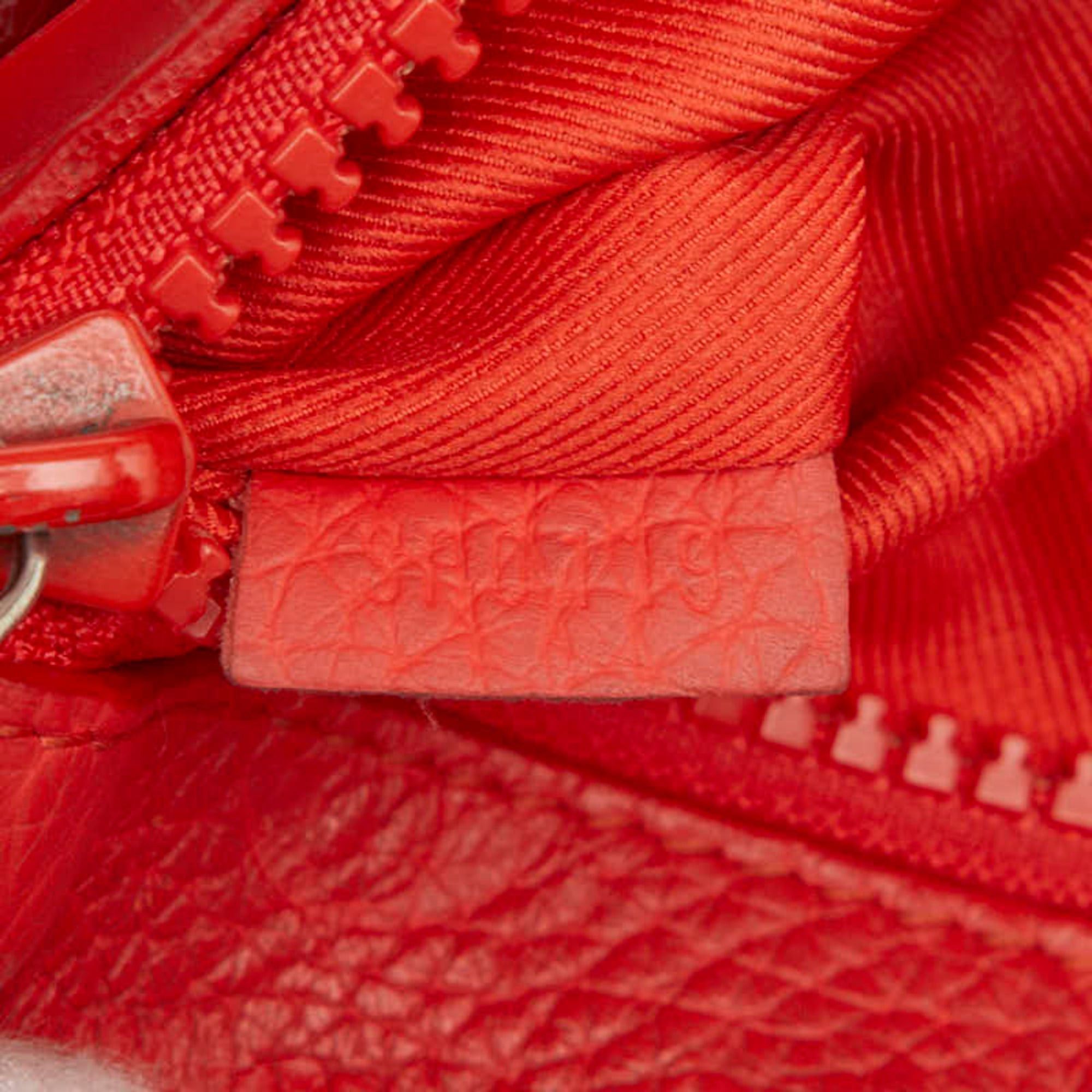 Louis Vuitton Louis Vuitton Taurillon Monogram Pochette Volga Clutch Bag, Second M53555, Red Leather, Women's LOUIS VUITTON Size ONE SIZE - 9 Thumbnail