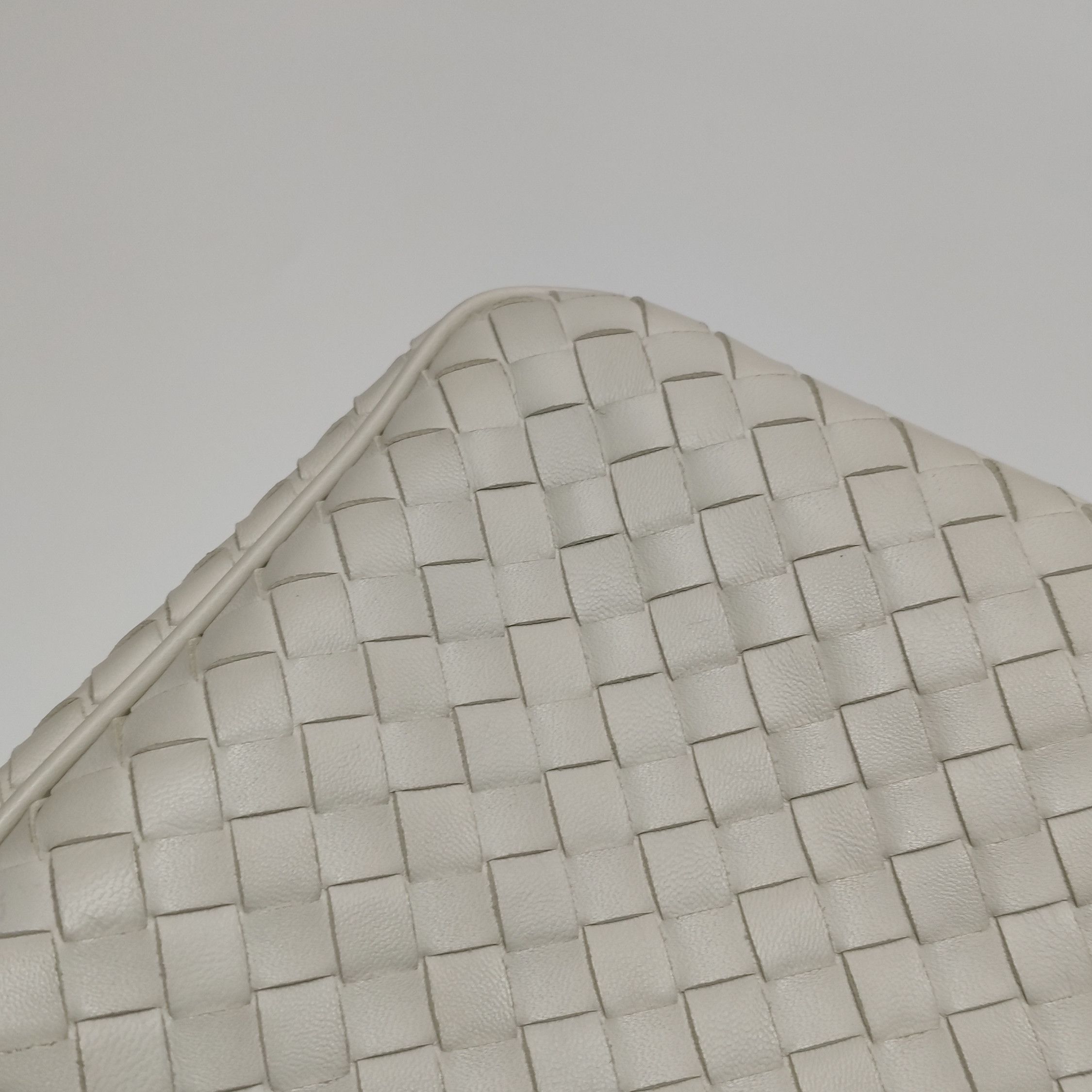 Bottega Veneta Bottega Veneta Women os Shoulder Bags Size ONE SIZE - 14 Thumbnail