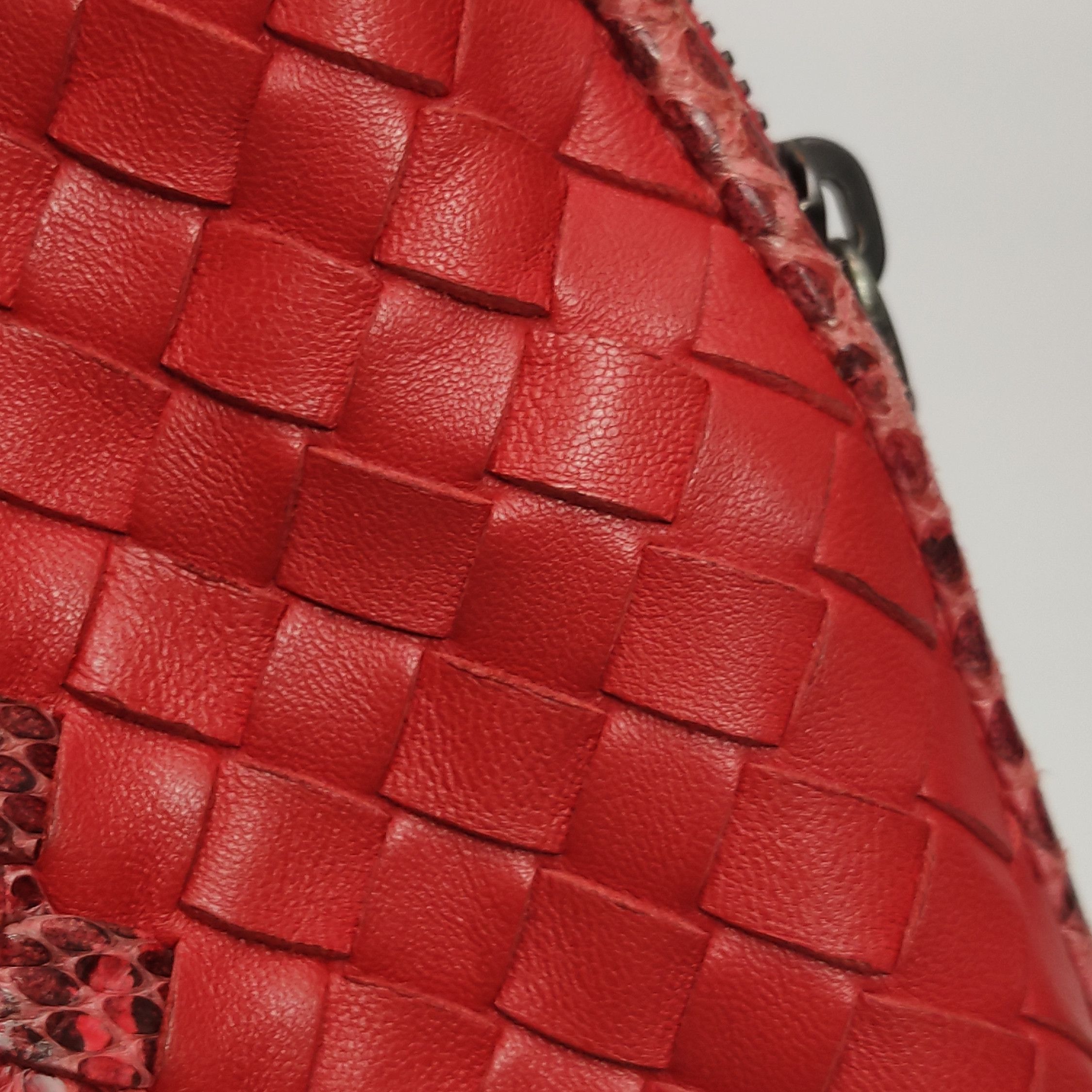 Bottega Veneta Bottega Veneta Women os Shoulder Bags Size ONE SIZE - 19 Thumbnail