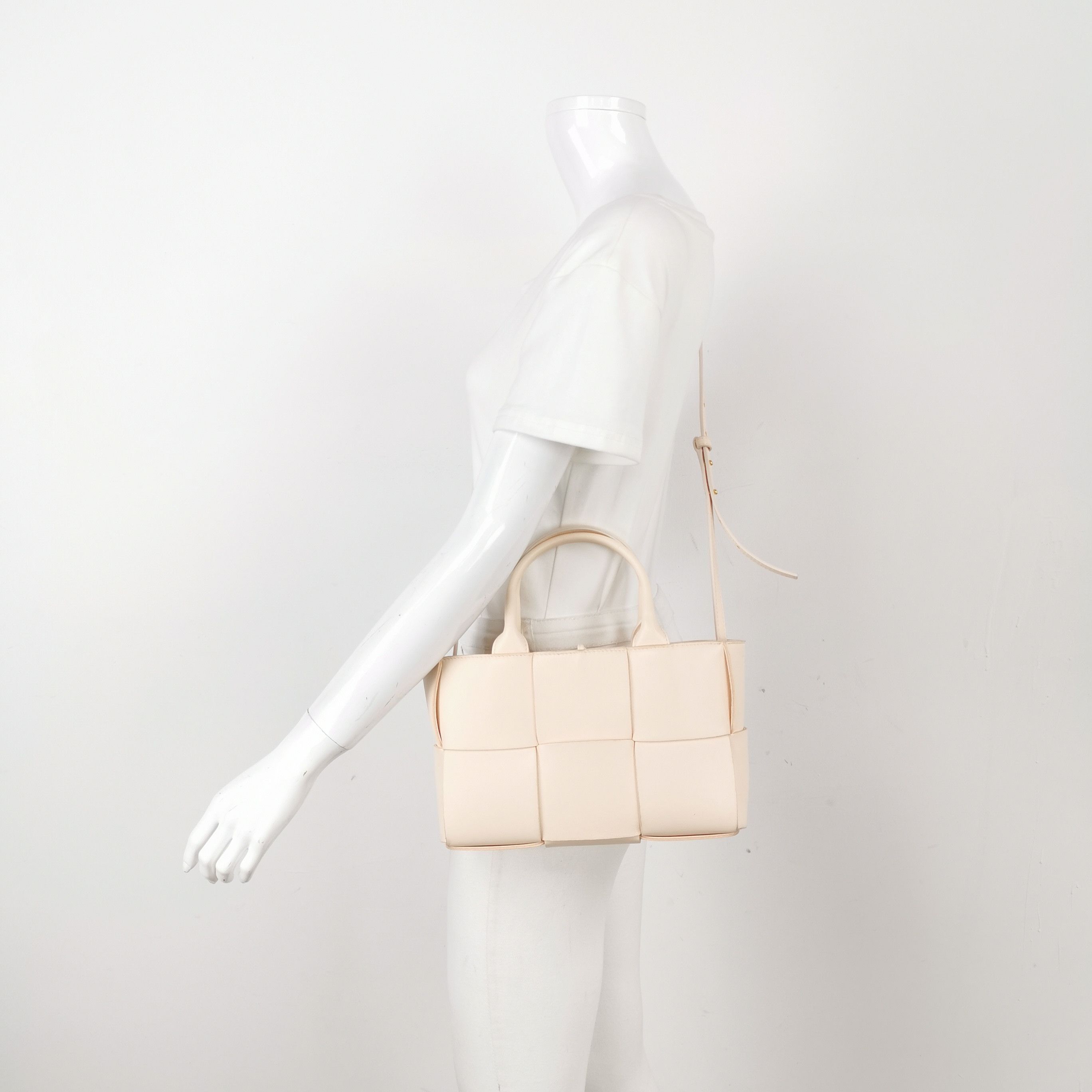 Bottega Veneta Bottega Veneta Women os Shoulder Bags Size ONE SIZE - 2 Thumbnail