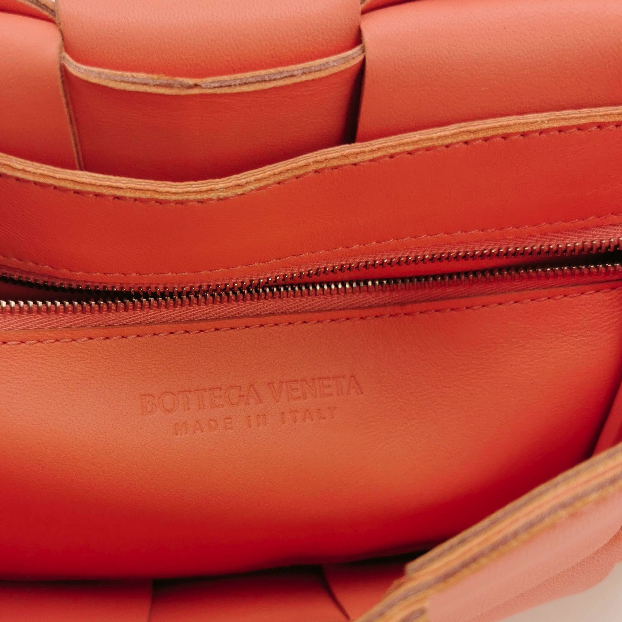 Bottega Veneta Bottega Veneta Women os Shoulder Bags Size ONE SIZE - 8 Thumbnail