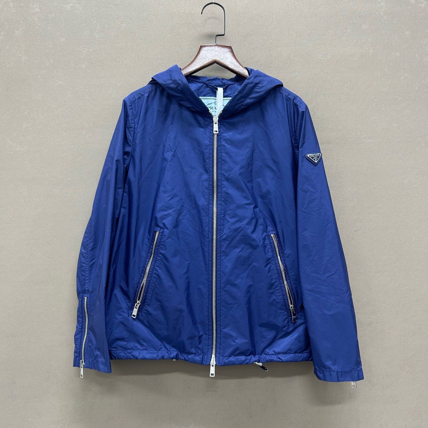 Prada Prada Triangle Logo Hooded Jacket Size 38 Size XS / US 0-2 / IT 36-38 - 2 Thumbnail