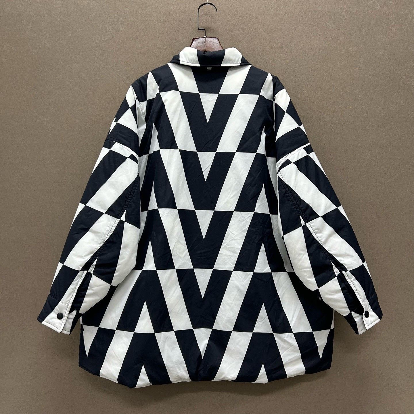 Valentino Valentino Reversible Geometric Down Jacket Size XS Size US XS / EU 42 / 0 - 3 Thumbnail