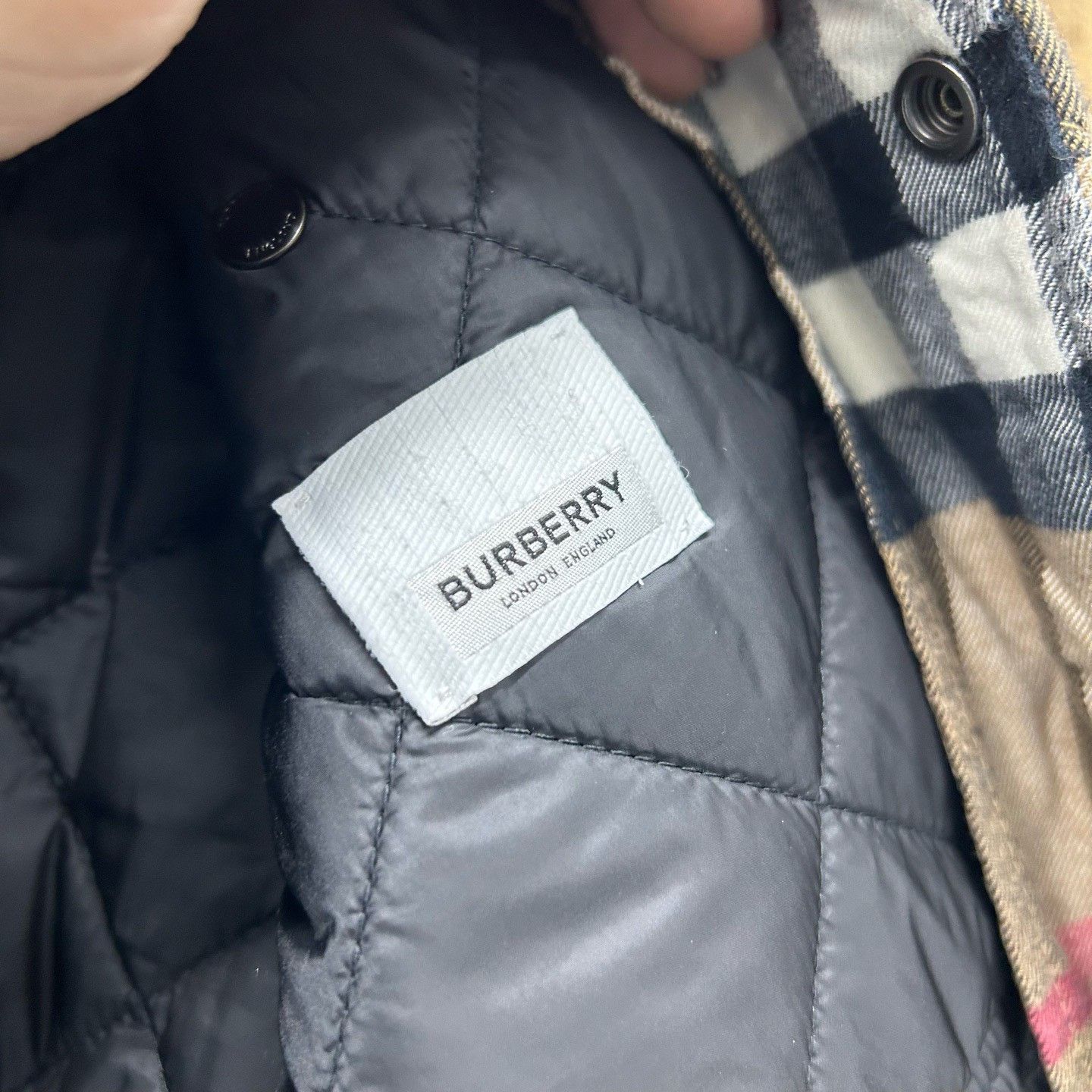 Burberry Burberry Check Quilted Jacket Size M Size US M / EU 48-50 / 2 - 4 Thumbnail