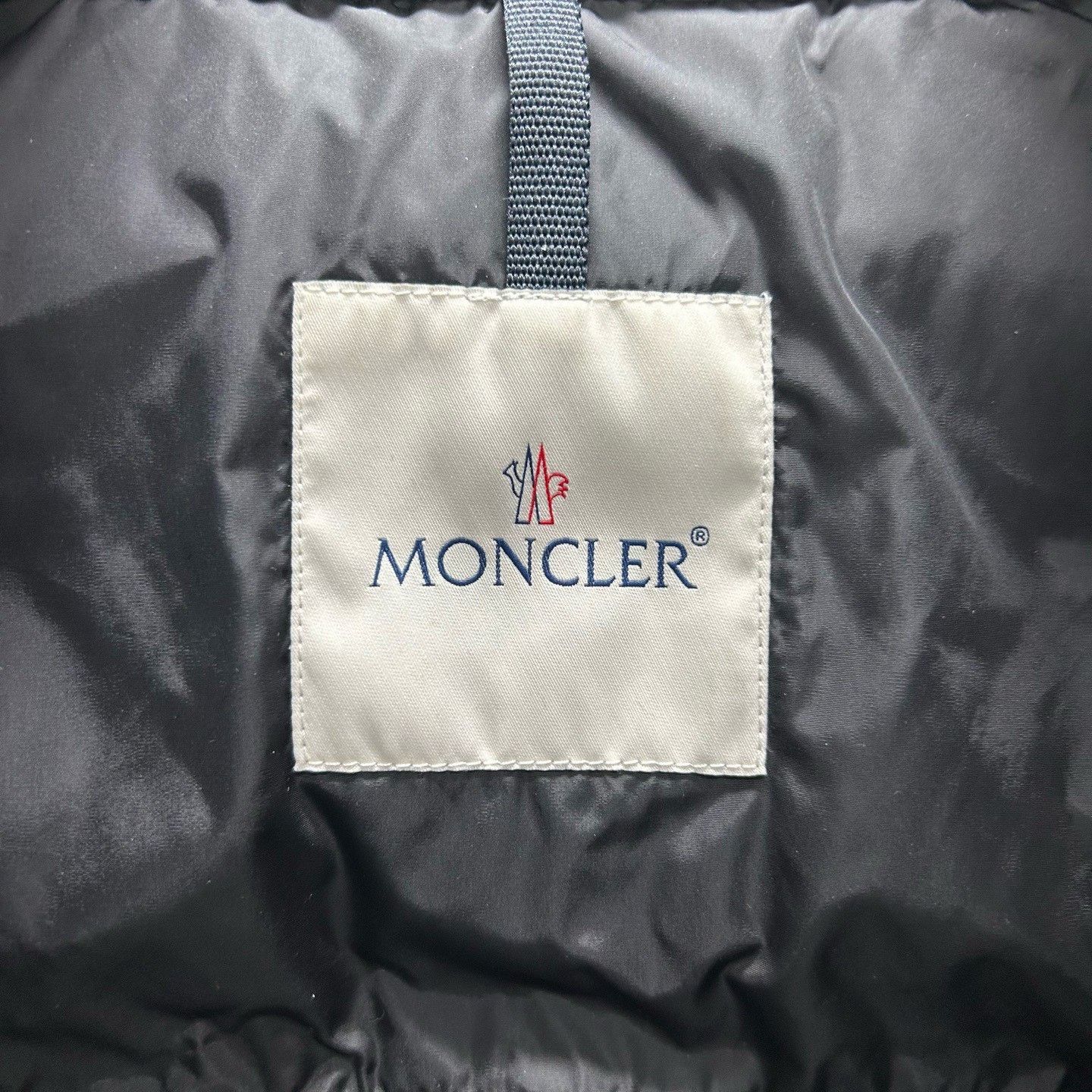 Moncler Moncler Cesar Puffer Gilet Size L Size US L / EU 52-54 / 3 - 5 Thumbnail