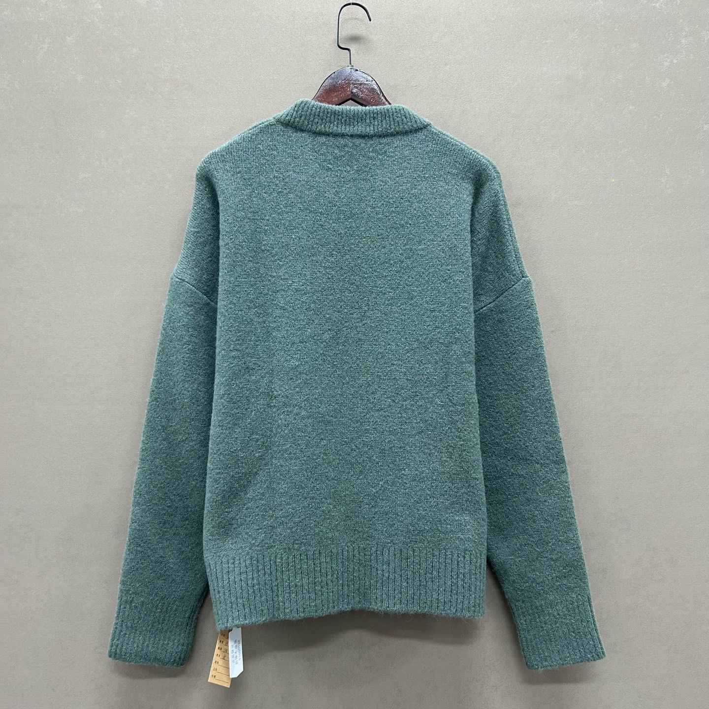 AMI Ami Heart Logo Sweater Size L Size US L / EU 52-54 / 3 - 3 Thumbnail