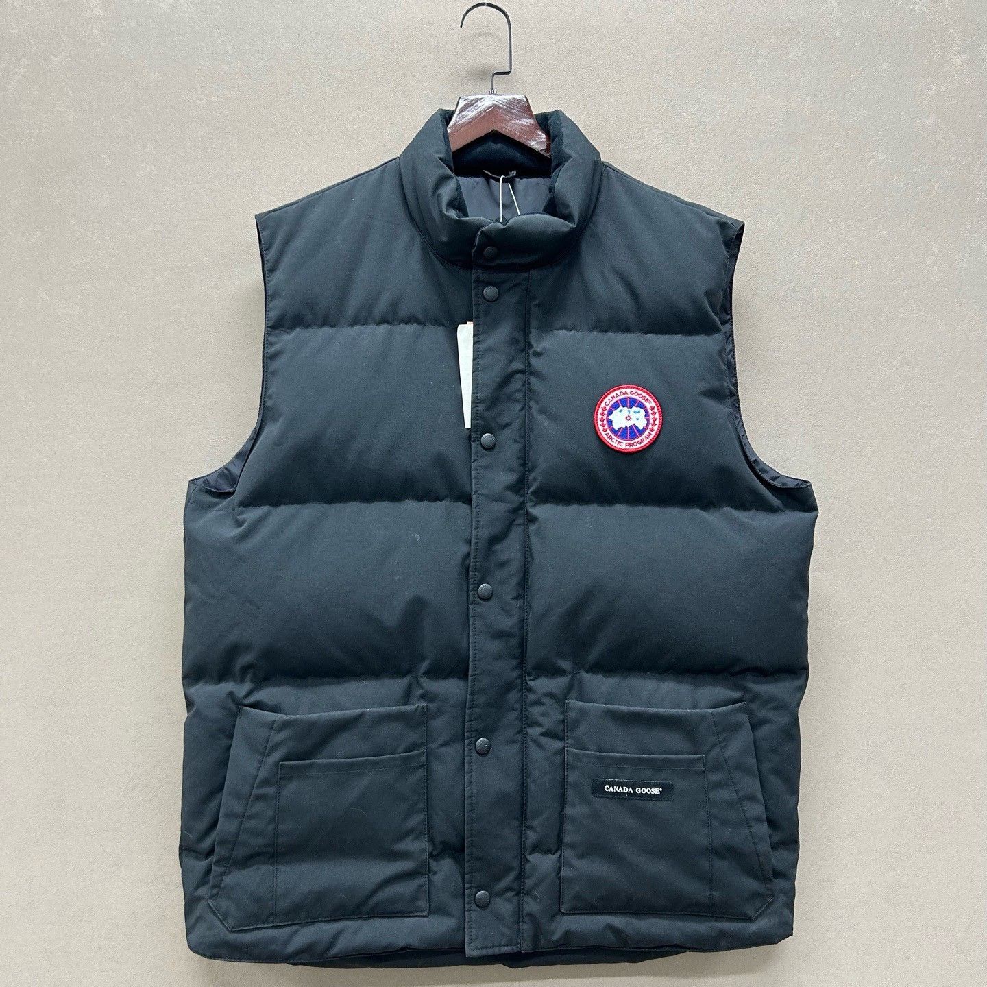 Canada Goose Canada Goose Freestyle Logo Patch Vest Size XL Size US XL / EU 56 / 4 - 2 Thumbnail