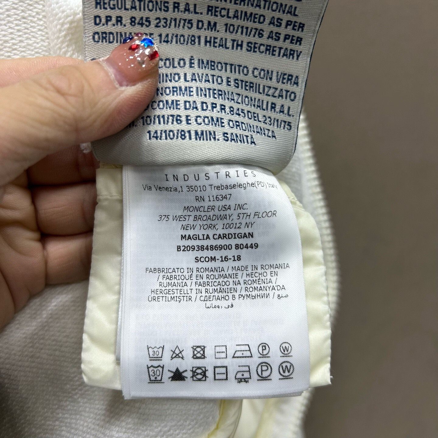 Moncler Moncler Down-Filled Zip Hoodie Size M Size US M / EU 48-50 / 2 - 6 Thumbnail