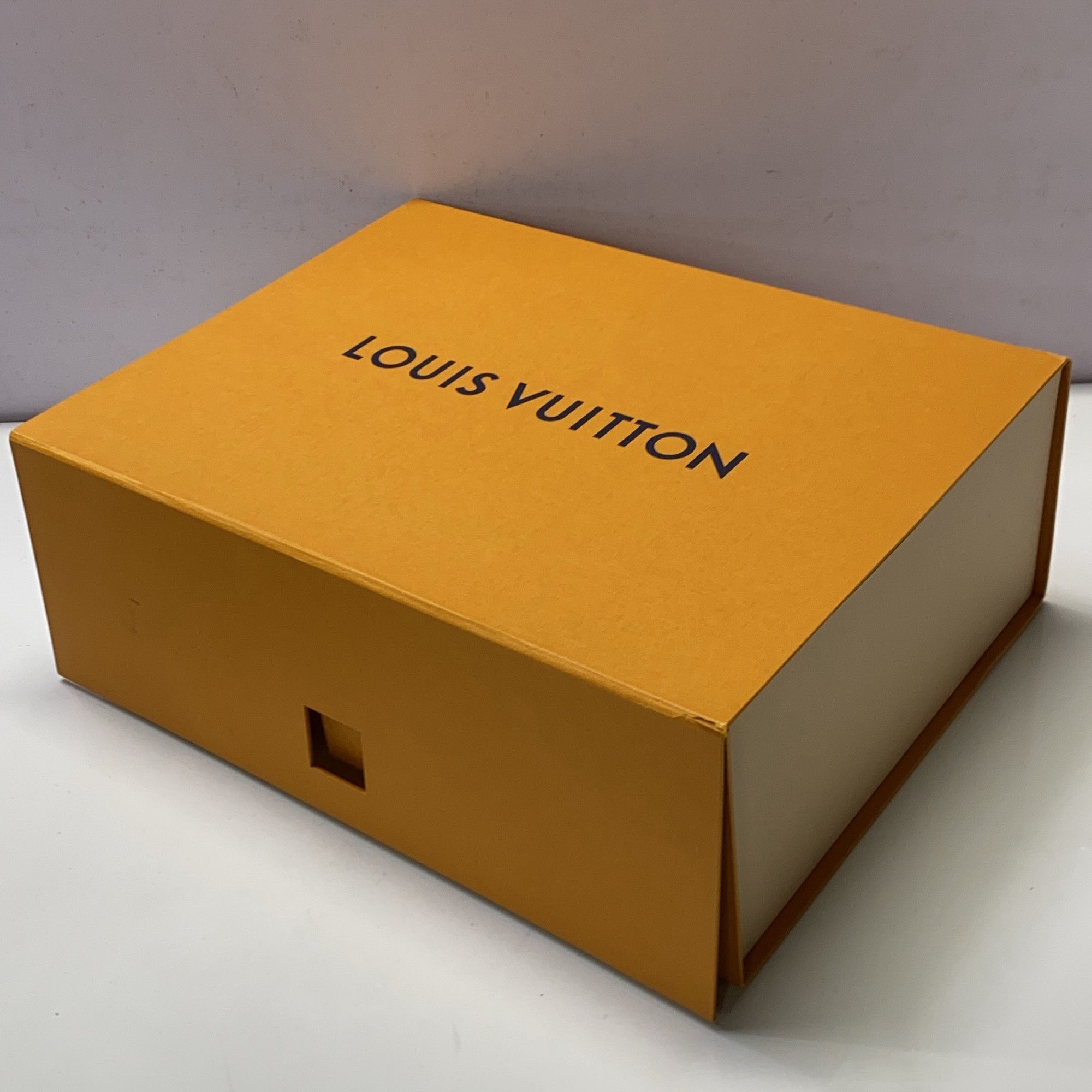 Louis Vuitton Louis Vuitton Voltaire Graphic Derby Shoes Size 9 Size US 9 / EU 42 - 10 Thumbnail