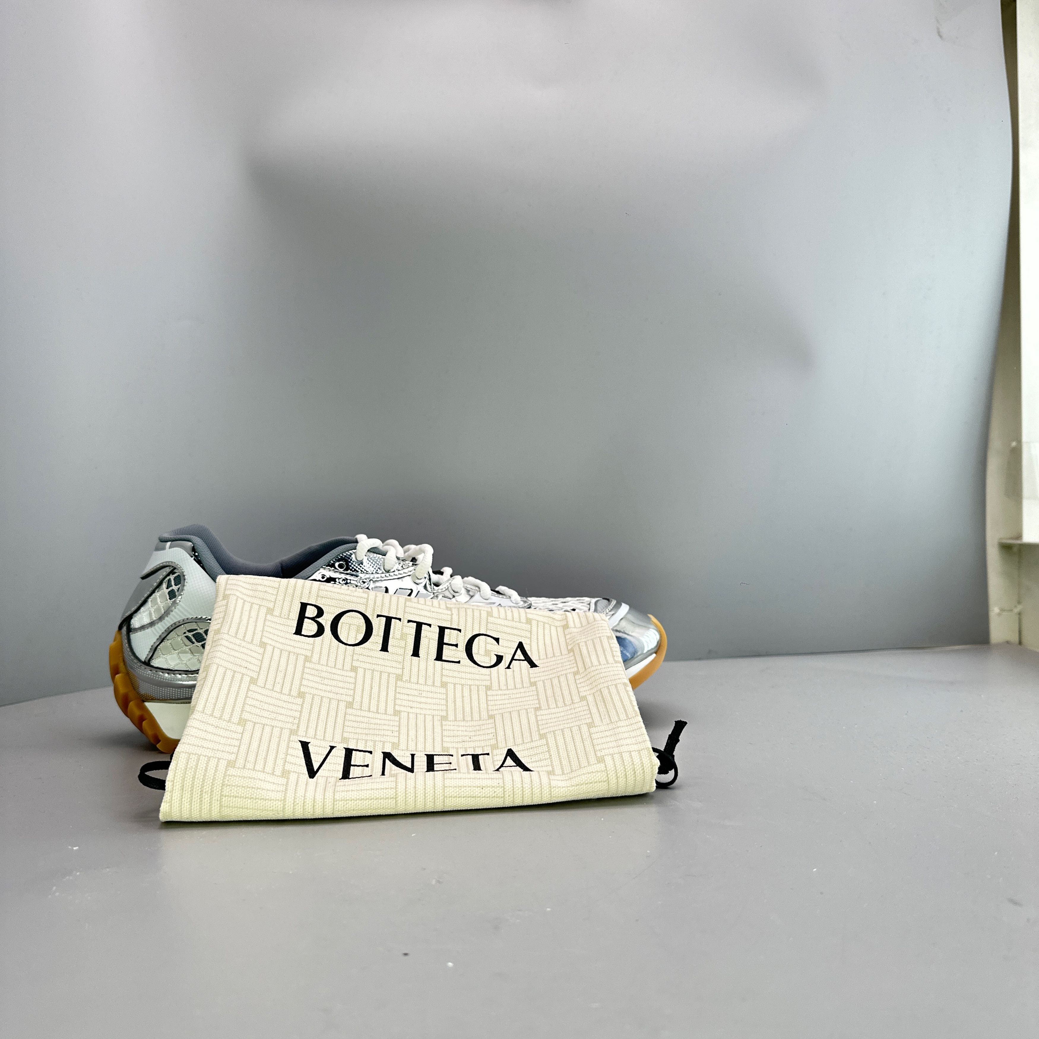 Bottega Veneta Bottega Veneta Orbit Sneakers US 11 Size US 11 / EU 44 - 10 Thumbnail