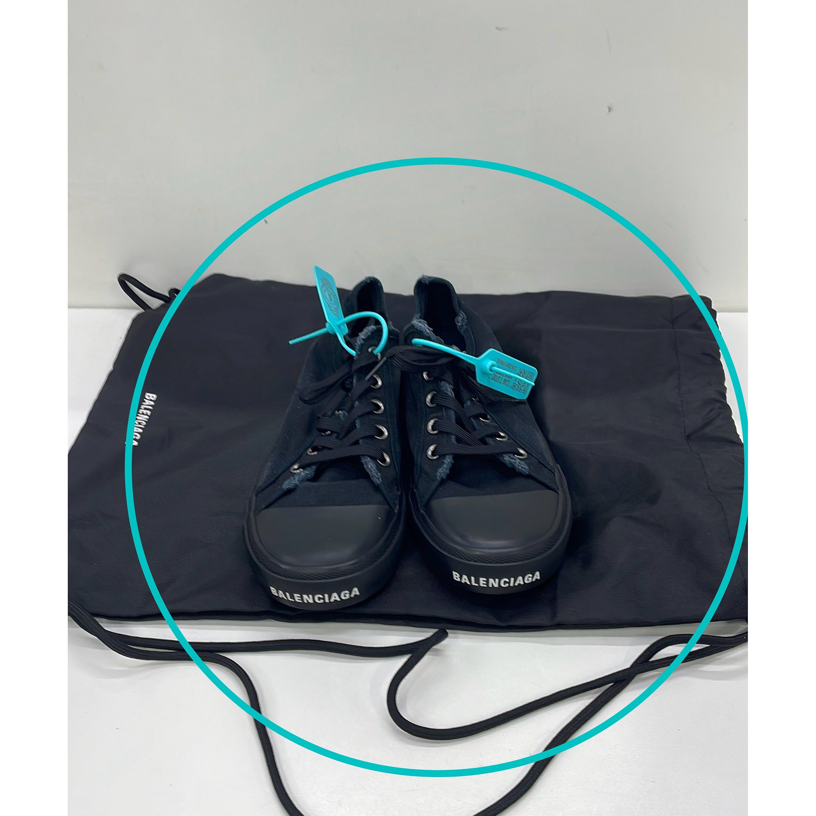 Balenciaga Balenciaga Paris Low-Top Sneakers Size 8 Size US 8 / EU 41 - 10 Thumbnail