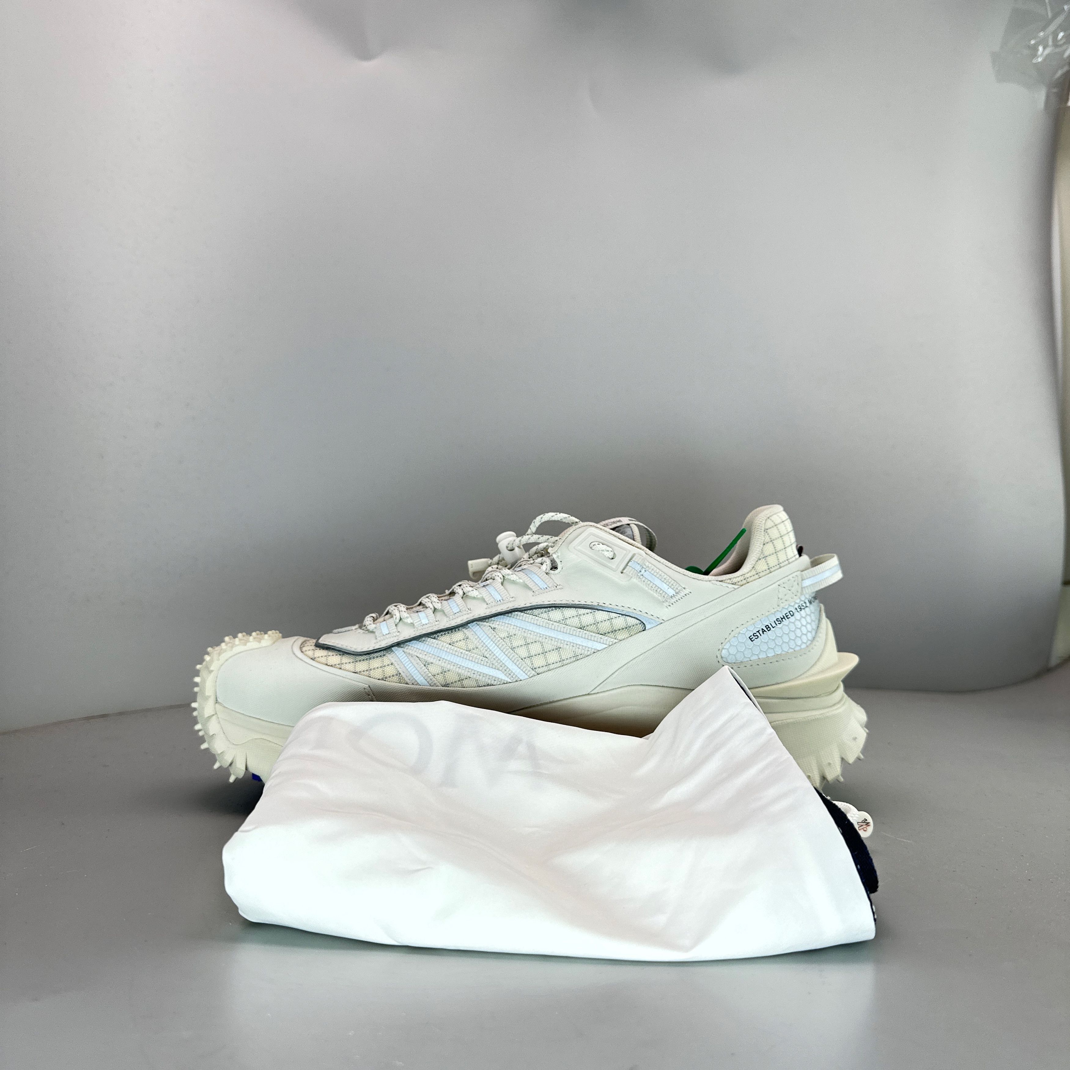 Moncler Moncler Trailgrip Gore-Tex Low-Top Sneakers Size 43 Size US 10 / EU 43 - 10 Thumbnail