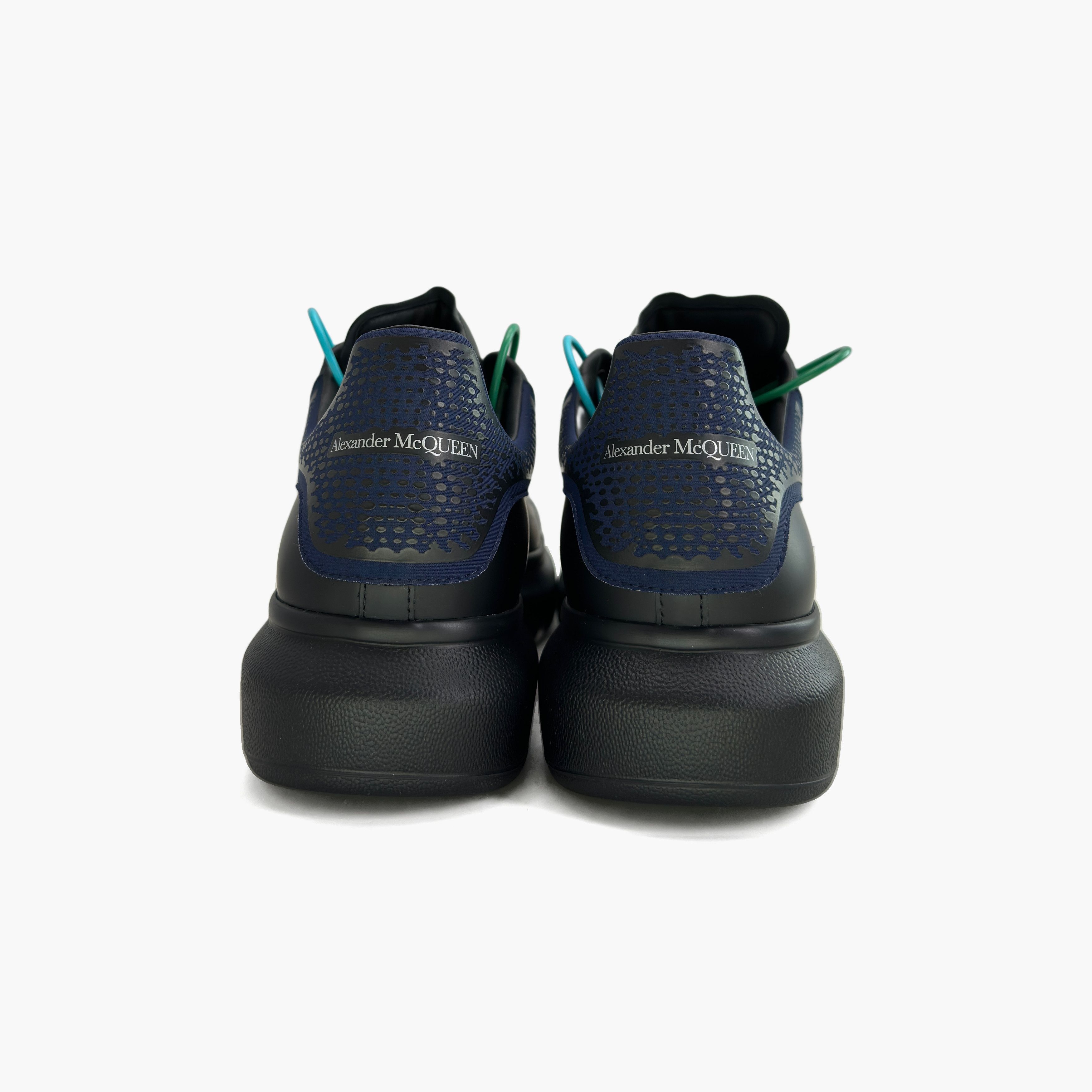 Alexander McQueen Alexander McQueen Oversized Low-Top Sneakers Size 45 Size US 12 / EU 45 - 6 Thumbnail