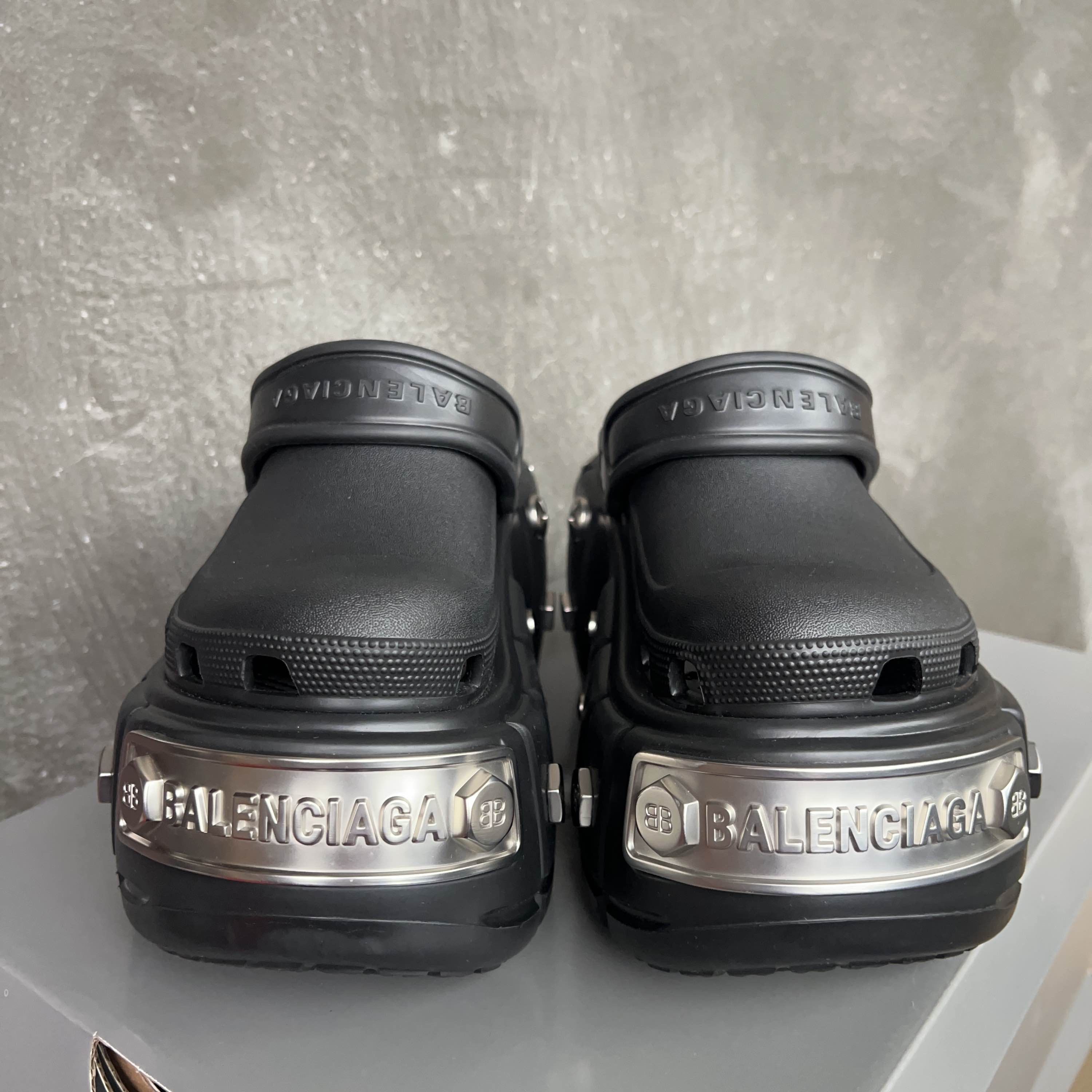 Balenciaga Balenciaga x Crocs HardCrocs Platform Sandals Size 35 Size US 5 / IT 35 - 2 Thumbnail