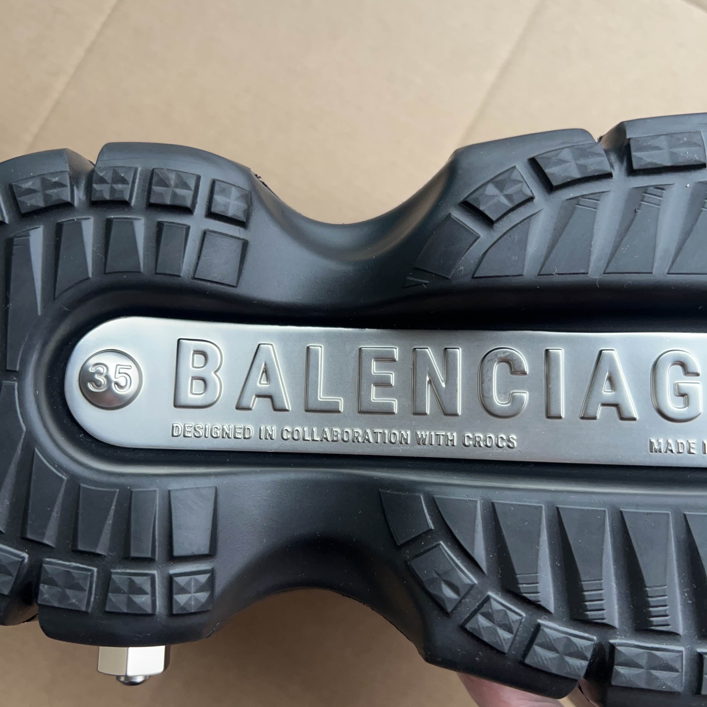 Balenciaga Balenciaga x Crocs HardCrocs Platform Sandals Size 35 Size US 5 / IT 35 - 5 Thumbnail
