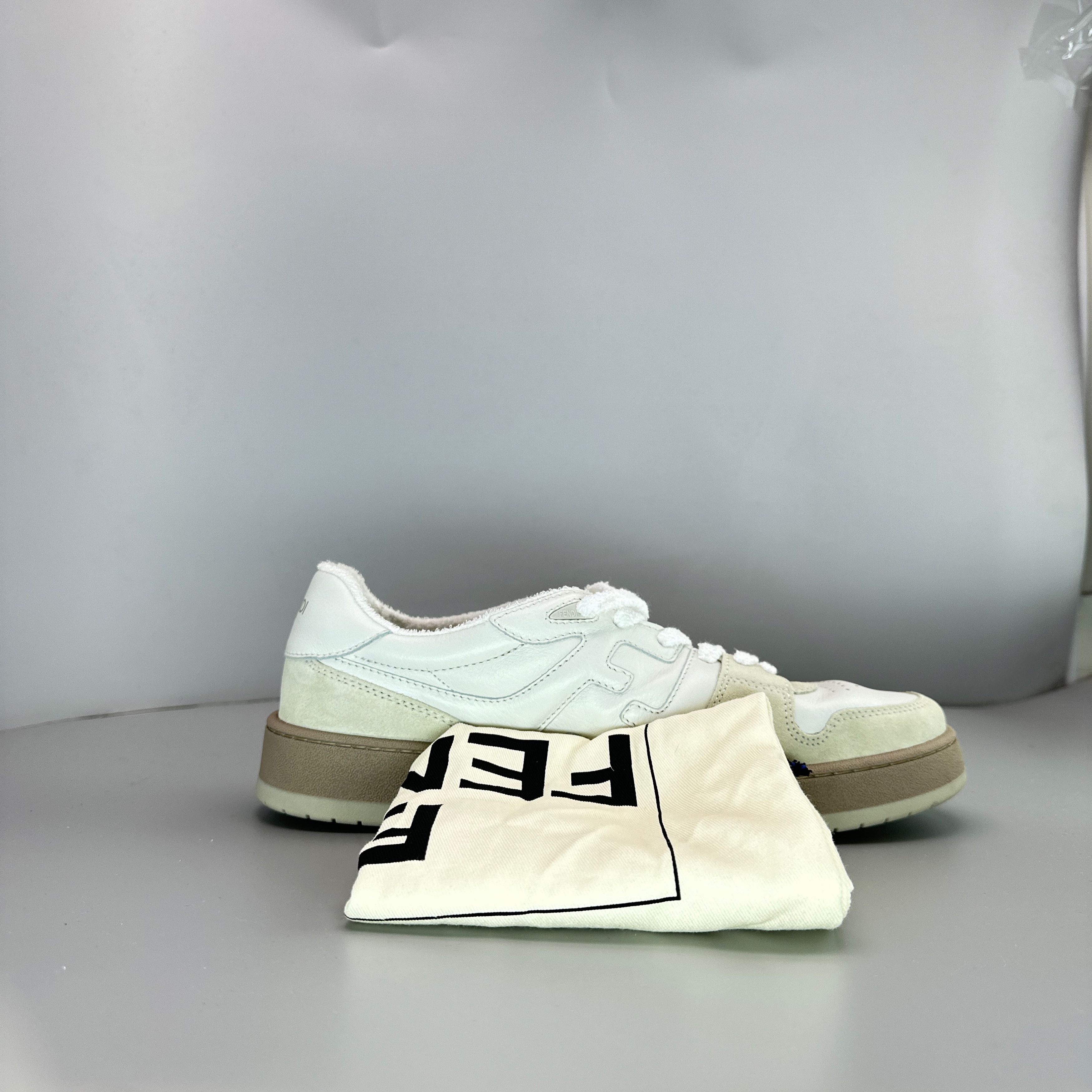 Fendi Fendi Match Leather Low-Top Sneakers Size 44 Size US 11 / EU 44 - 10 Thumbnail