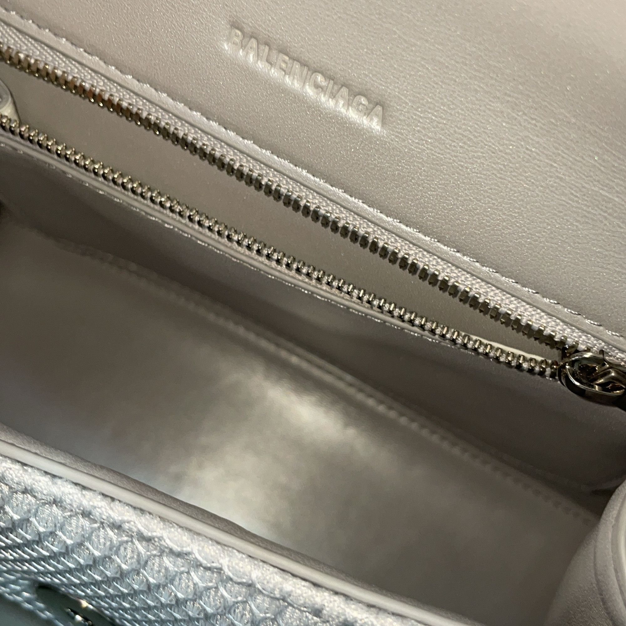 Balenciaga Balenciaga Hourglass Sneaker Handle Bag One Size Size ONE SIZE - 9 Thumbnail