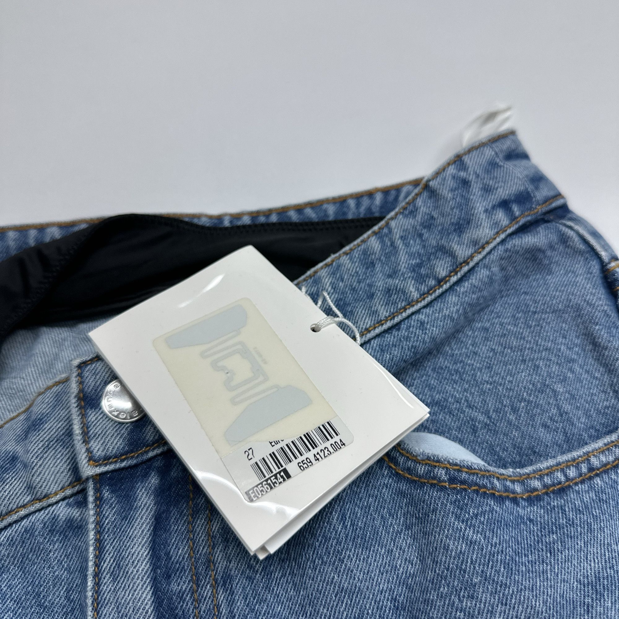 Alexander Wang Alexander Wang Asymmetrical Bikini Waist Jeans Size 27 Size 27" / US 4 / IT 40 - 4 Thumbnail