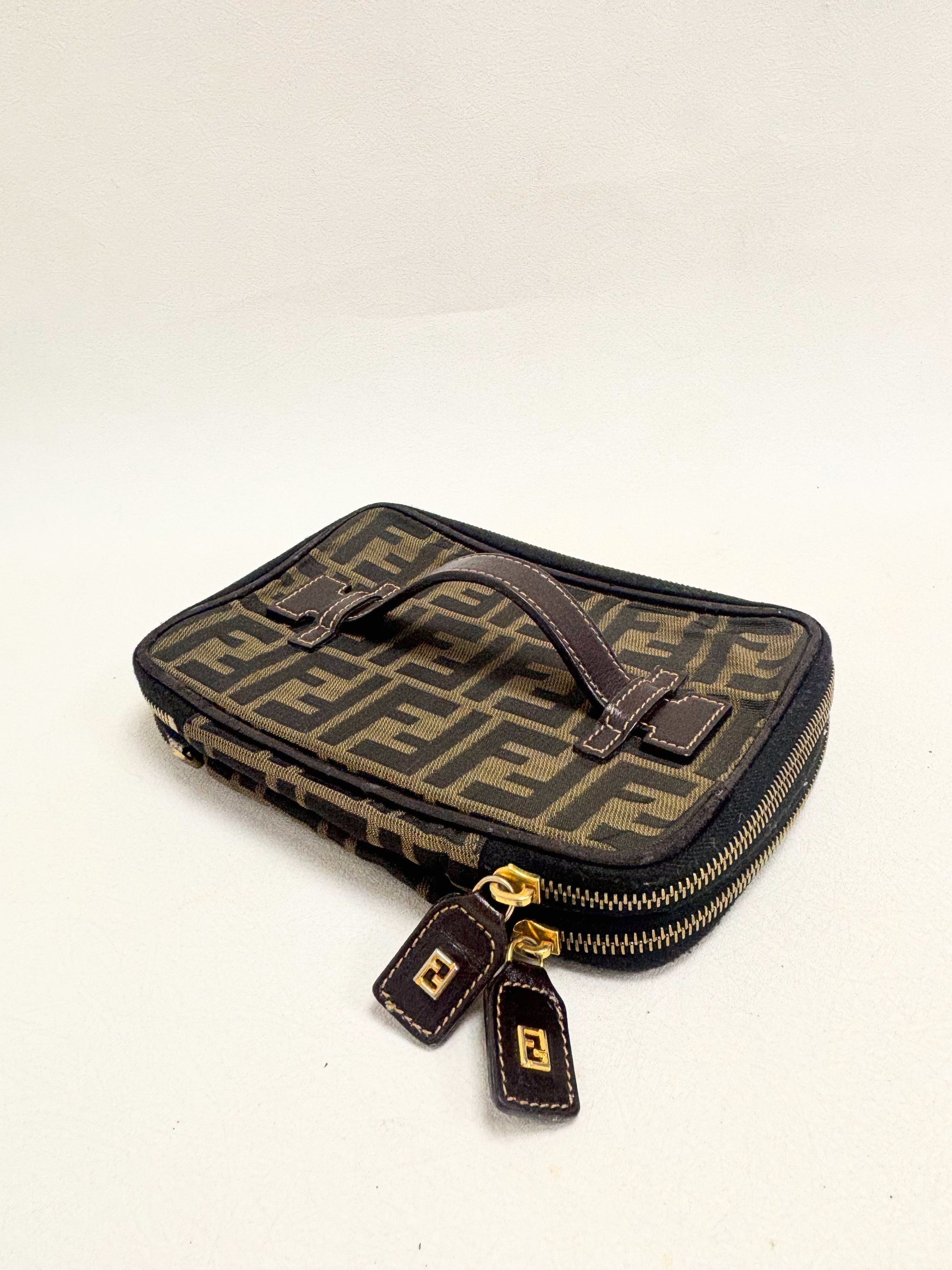 Fendi Pochette Vanity Bag Size ONE SIZE - 12 Thumbnail