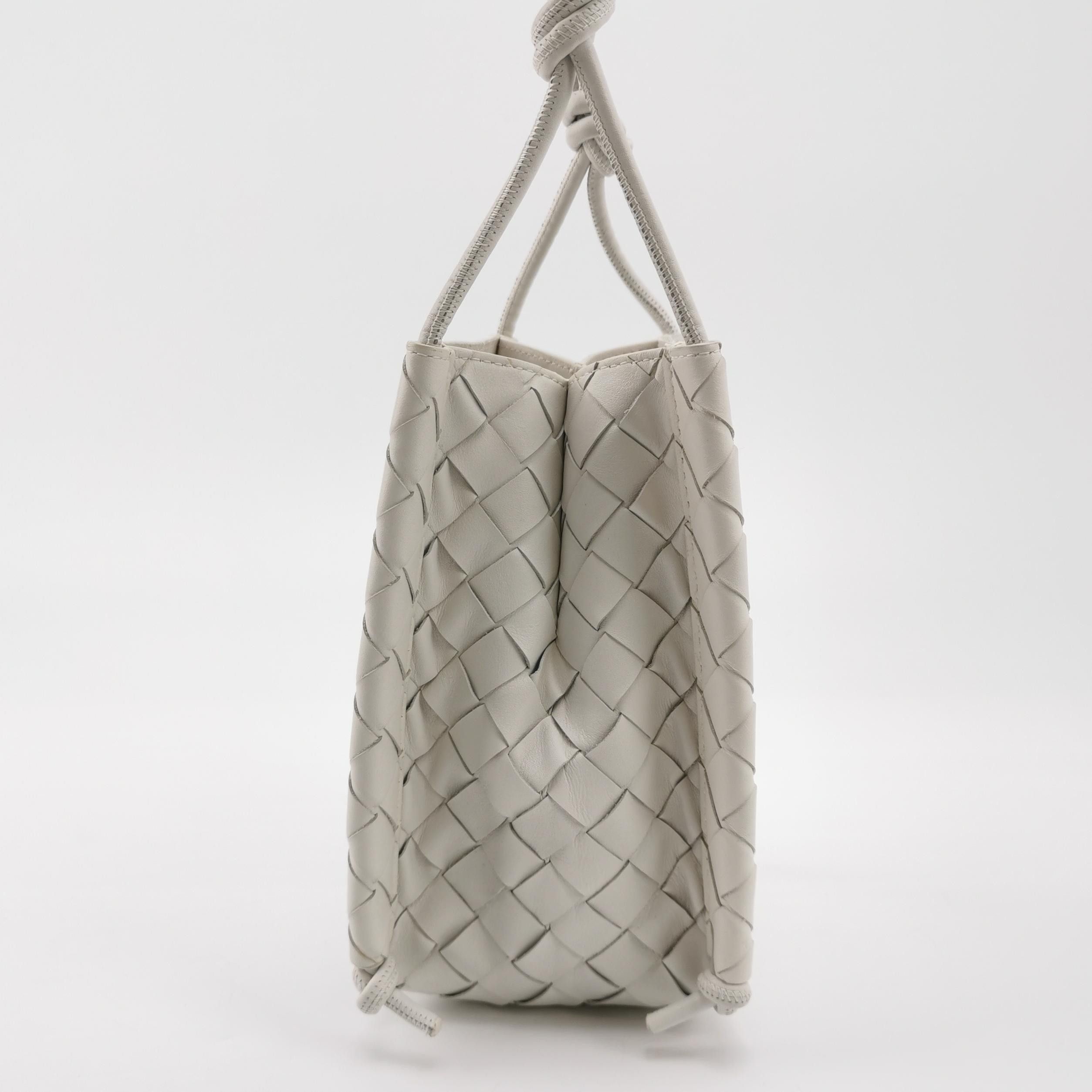 Bottega Veneta Bottega Veneta Women os Shoulder Bags Size ONE SIZE - 4 Thumbnail