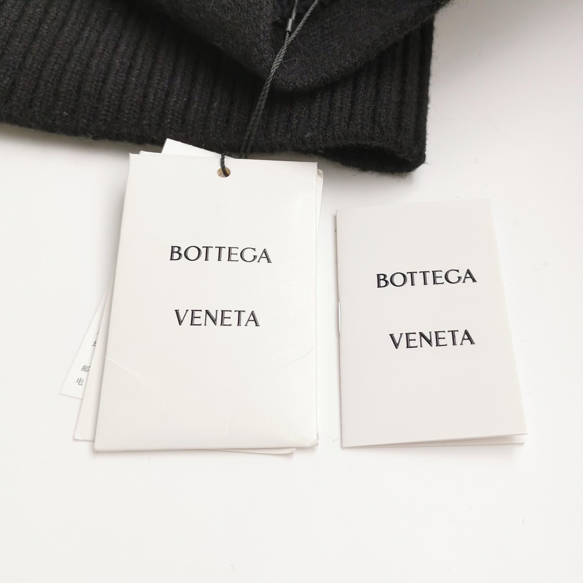 Bottega Veneta Bottega Veneta Women m Midi Size M / US 6-8 / IT 42-44 - 3 Thumbnail