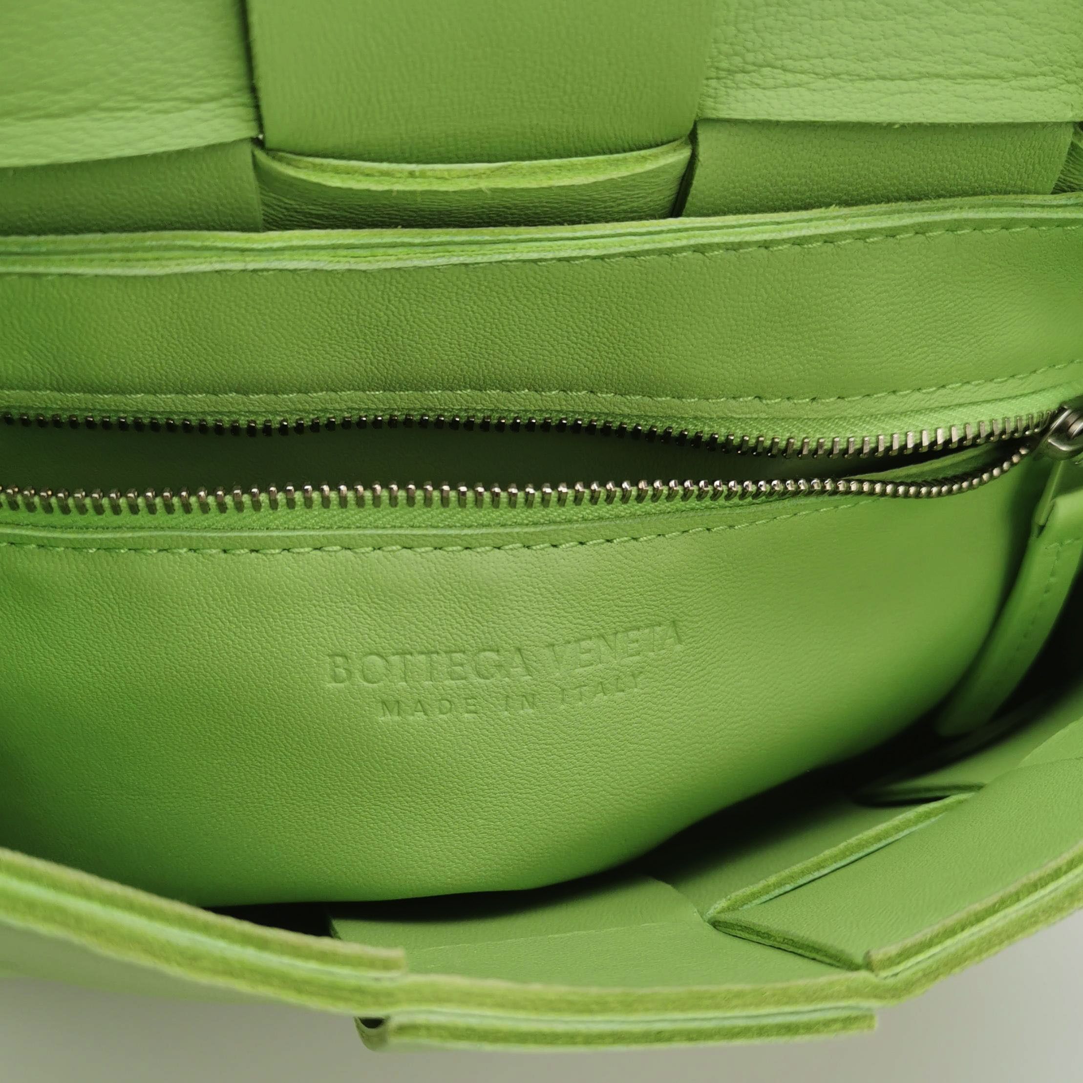 Bottega Veneta Bottega Veneta Women os Shoulder Bags Size ONE SIZE - 8 Thumbnail